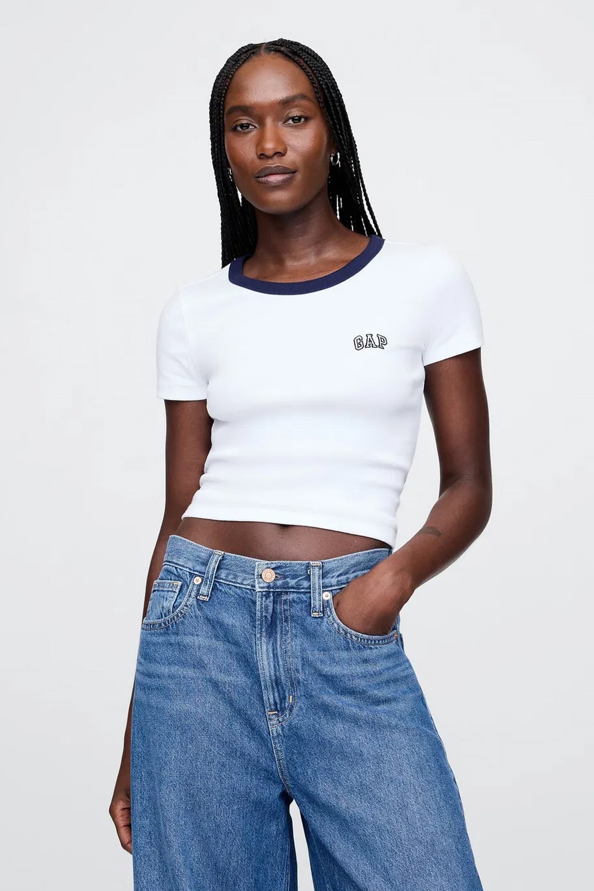 Gap V-Jpn Ss Small Logo Kadın Tişört Beyaz