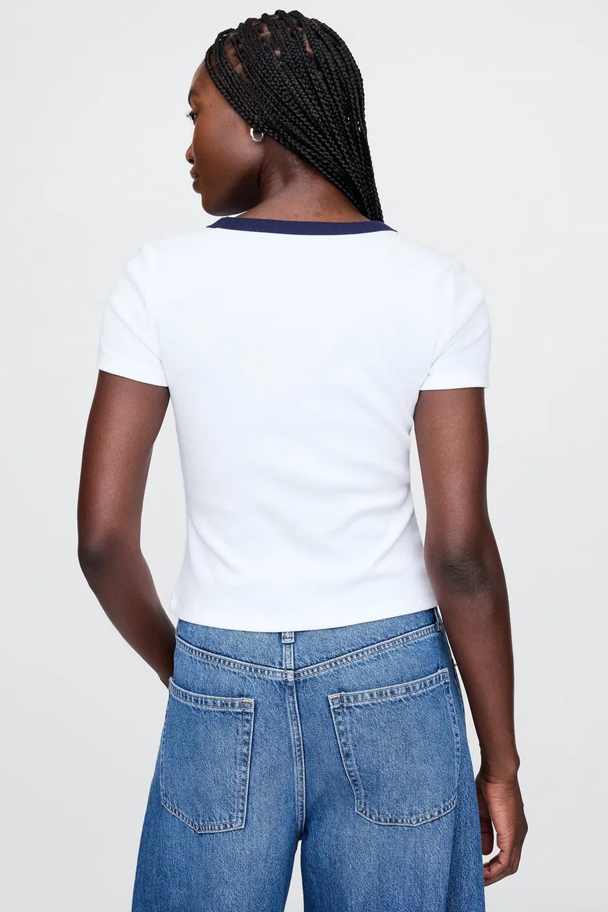 Gap V-Jpn Ss Small Logo Kadın Tişört Beyaz