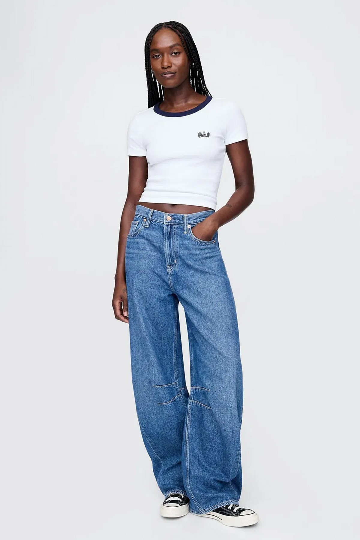 Gap V-Jpn Ss Small Logo Kadın Tişört Beyaz
