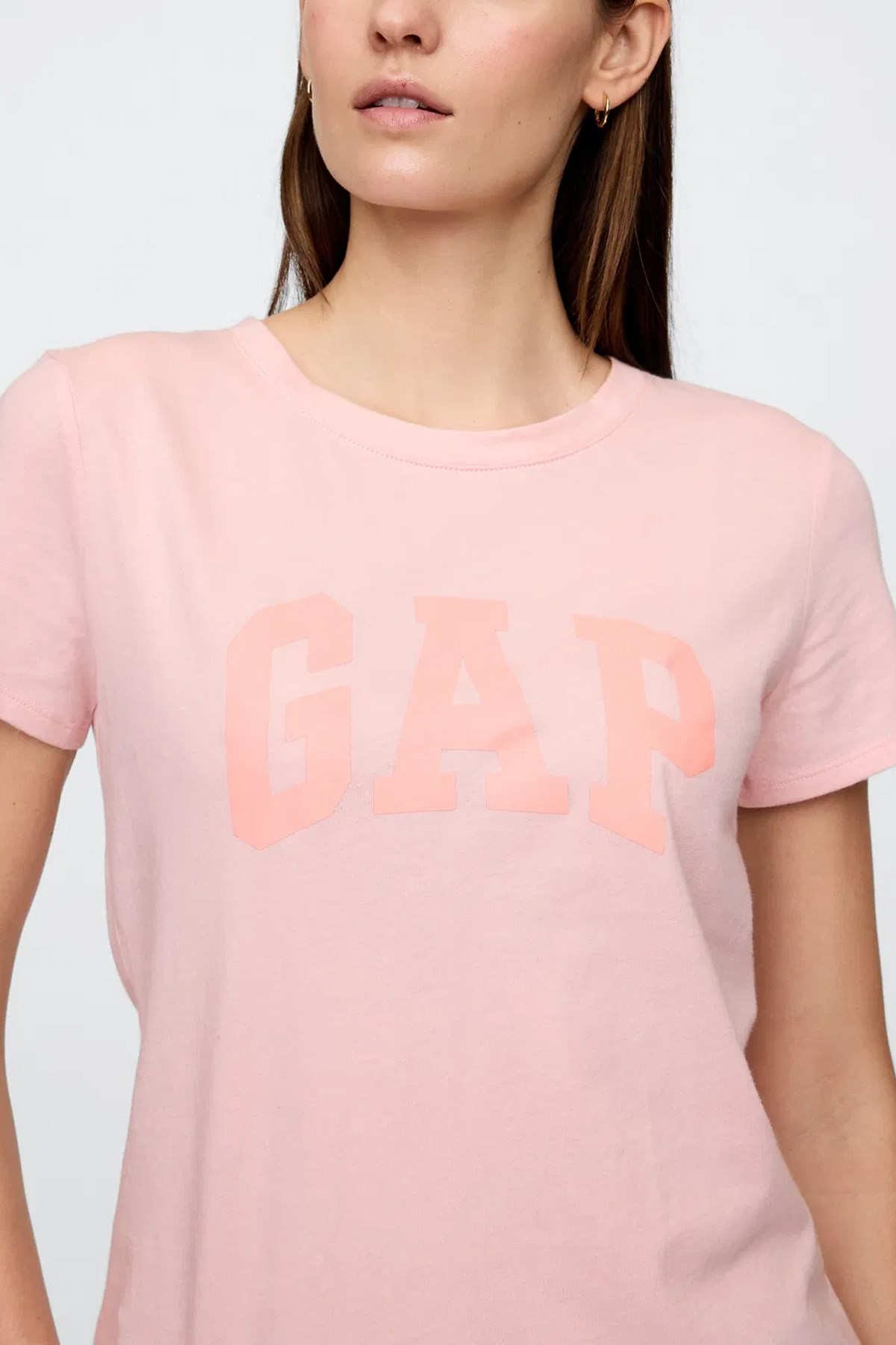 Gap V-SS Logo Classic Kadın Tişört Pembe