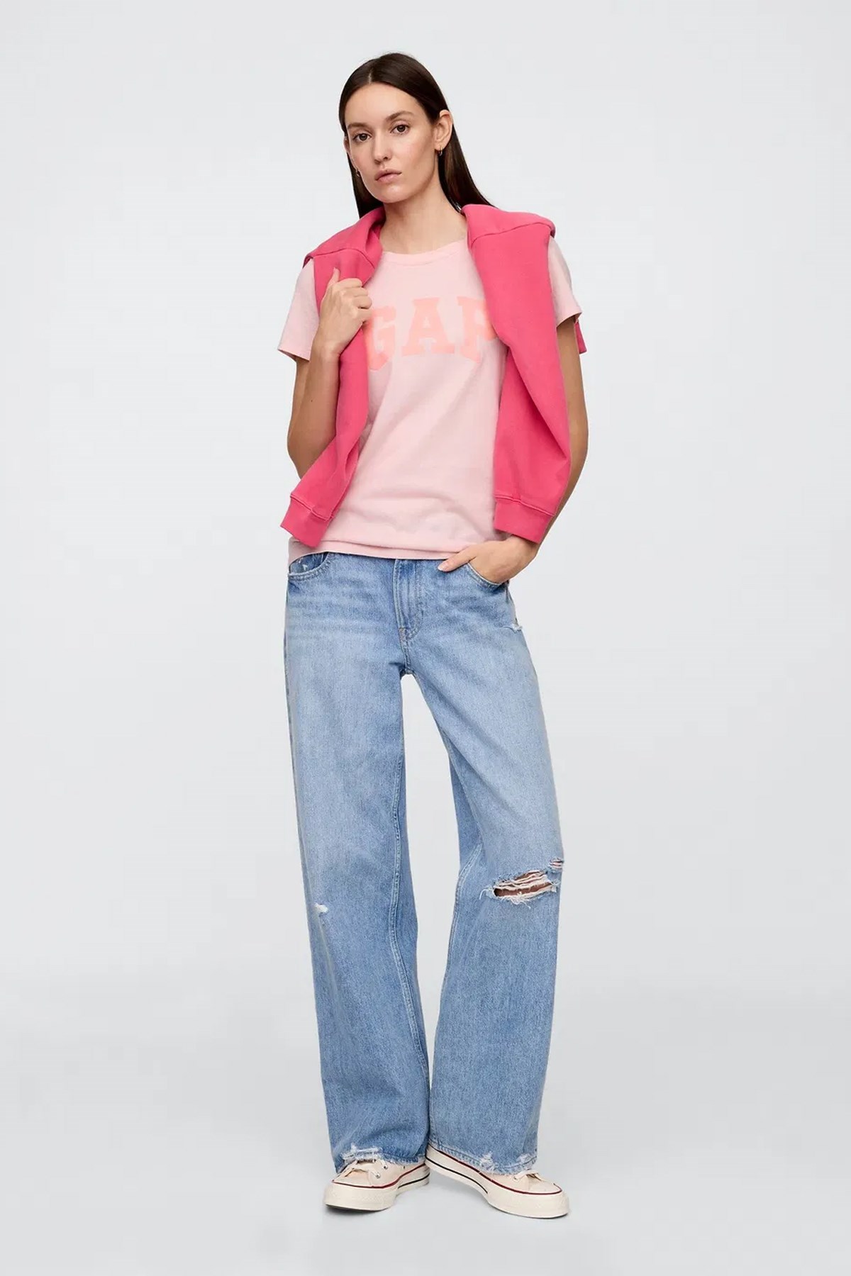 Gap V-SS Logo Classic Kadın Tişört Pembe