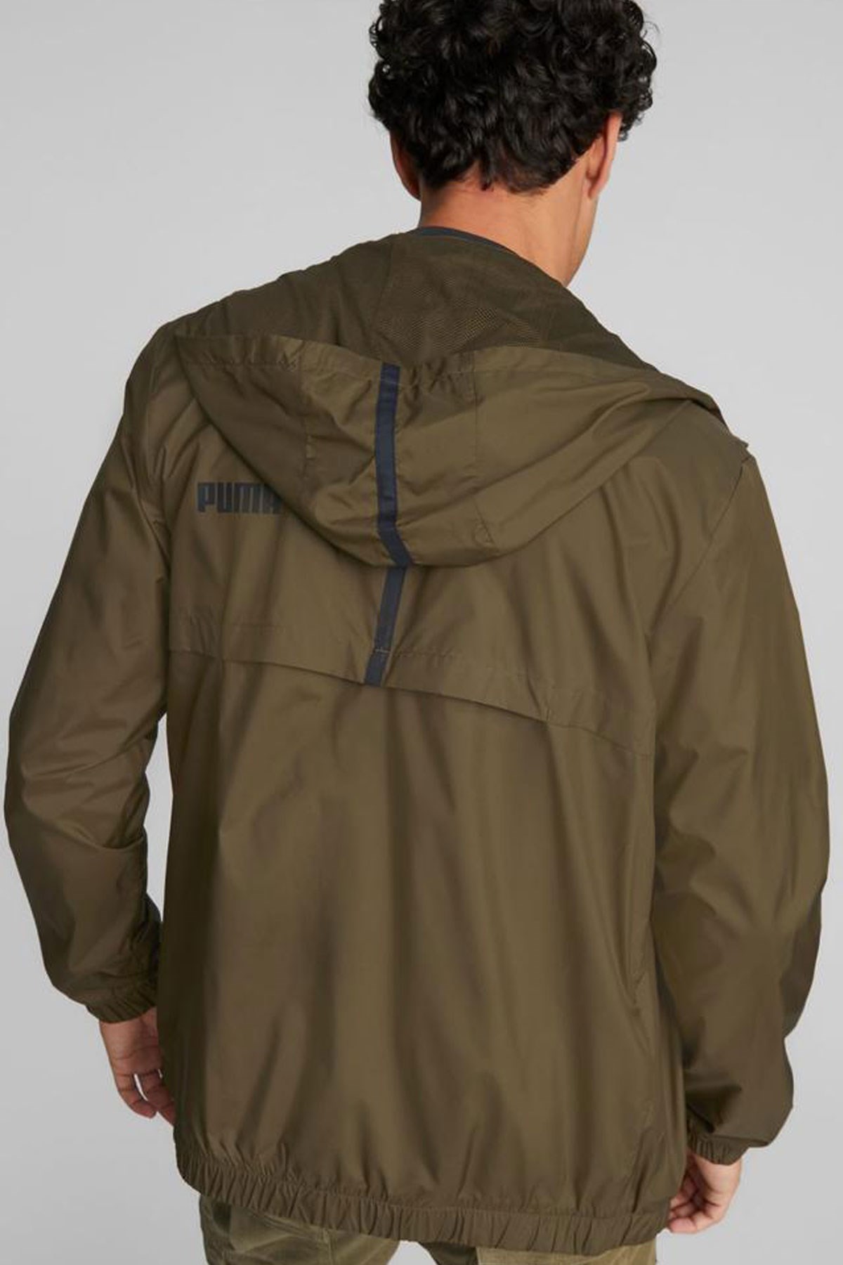 Puma Ess Solid Erkek Rüzgarlık 84748462 Yeşil