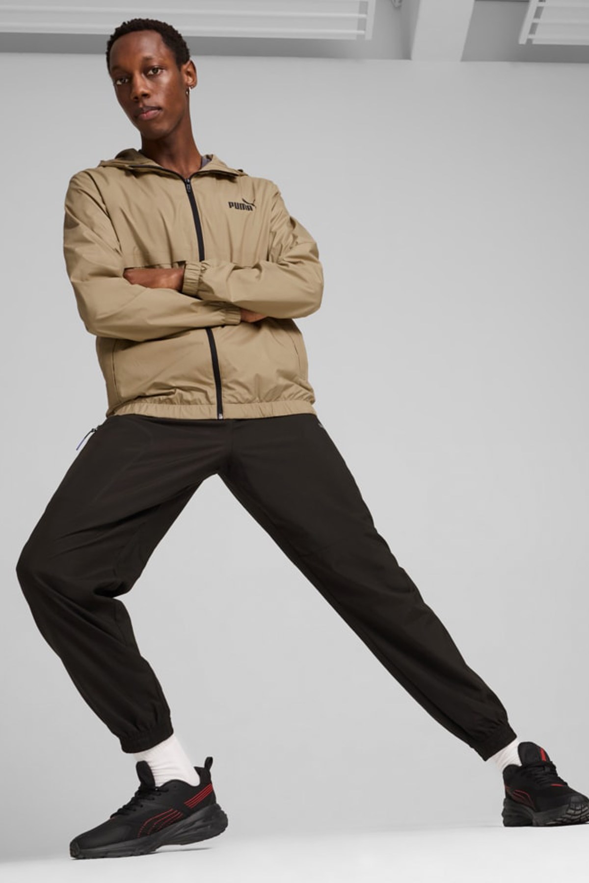 Puma Ess Solid Erkek Rüzgarlık 84748467 Bej