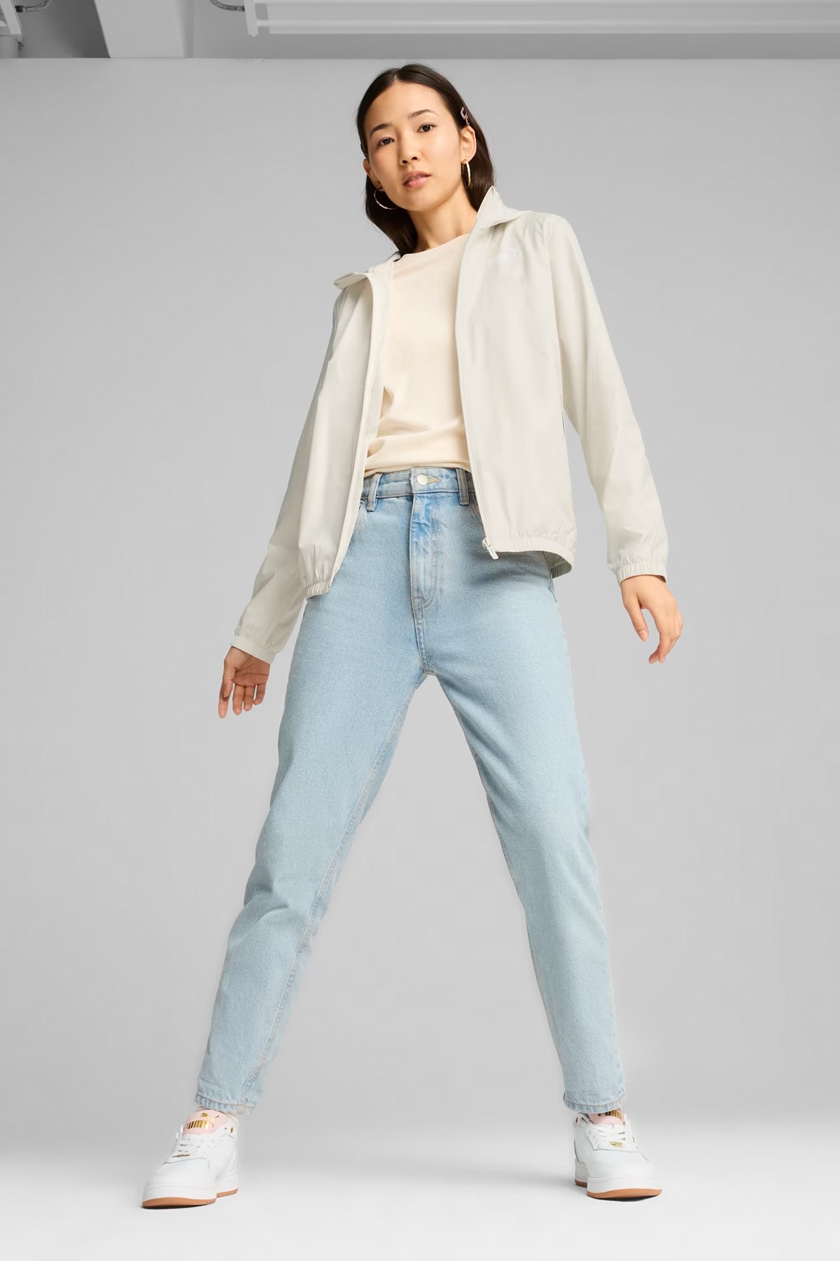 Puma Ess Solid Kadın Rüzgarlık 84749480 Bej