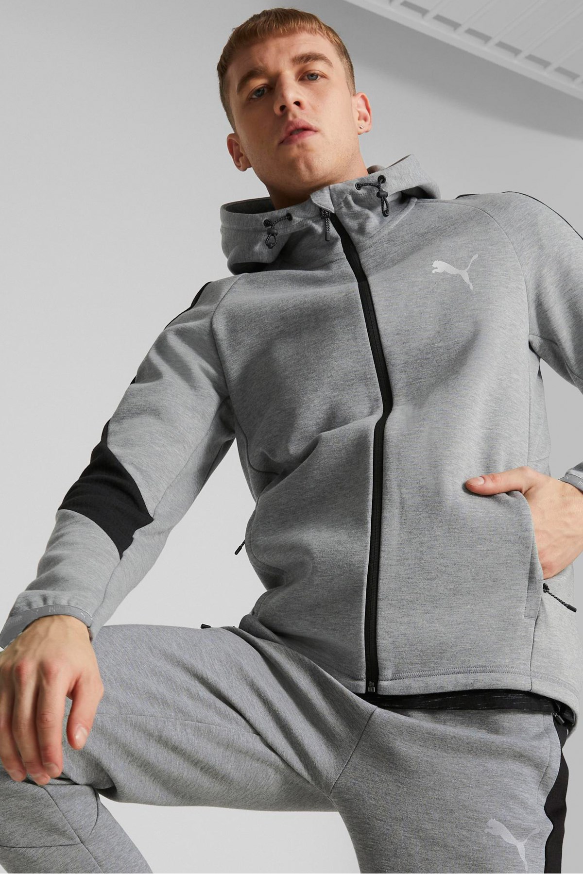Puma Evostripe Full-Zip Erkek Sweatshirt 84991503 Gri
