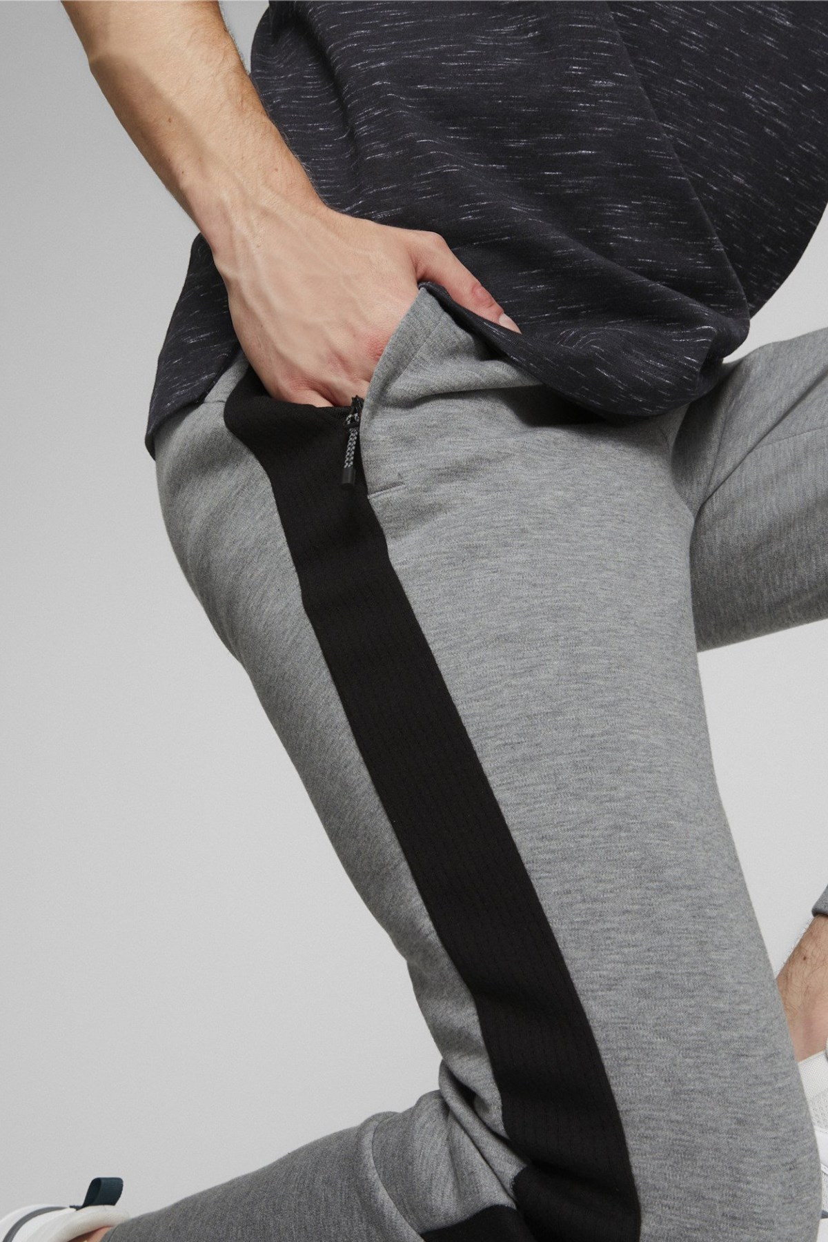 Puma Evostripe Erkek Eşofman Altı 84991703 Gri