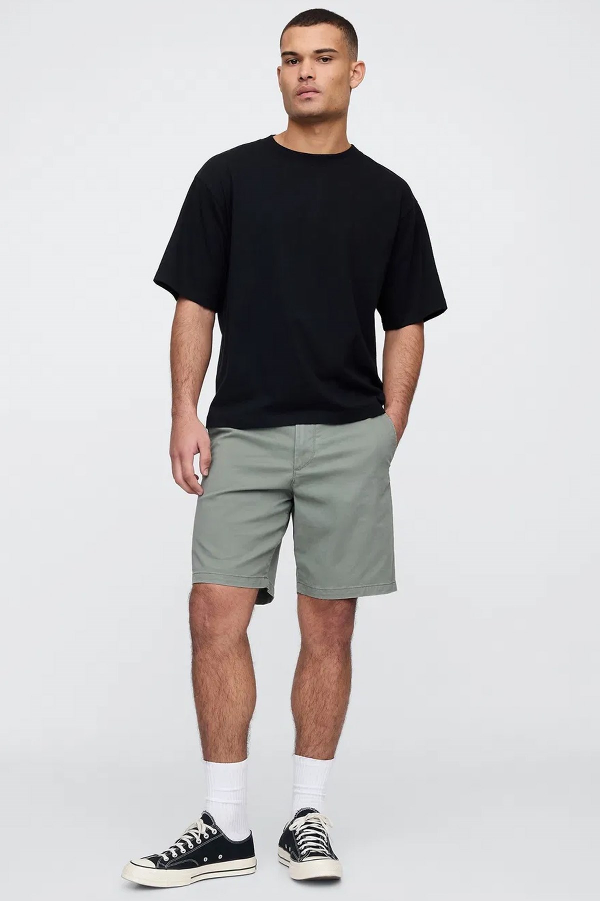 Gap V-9IN Essential Erkek Şort Yeşil