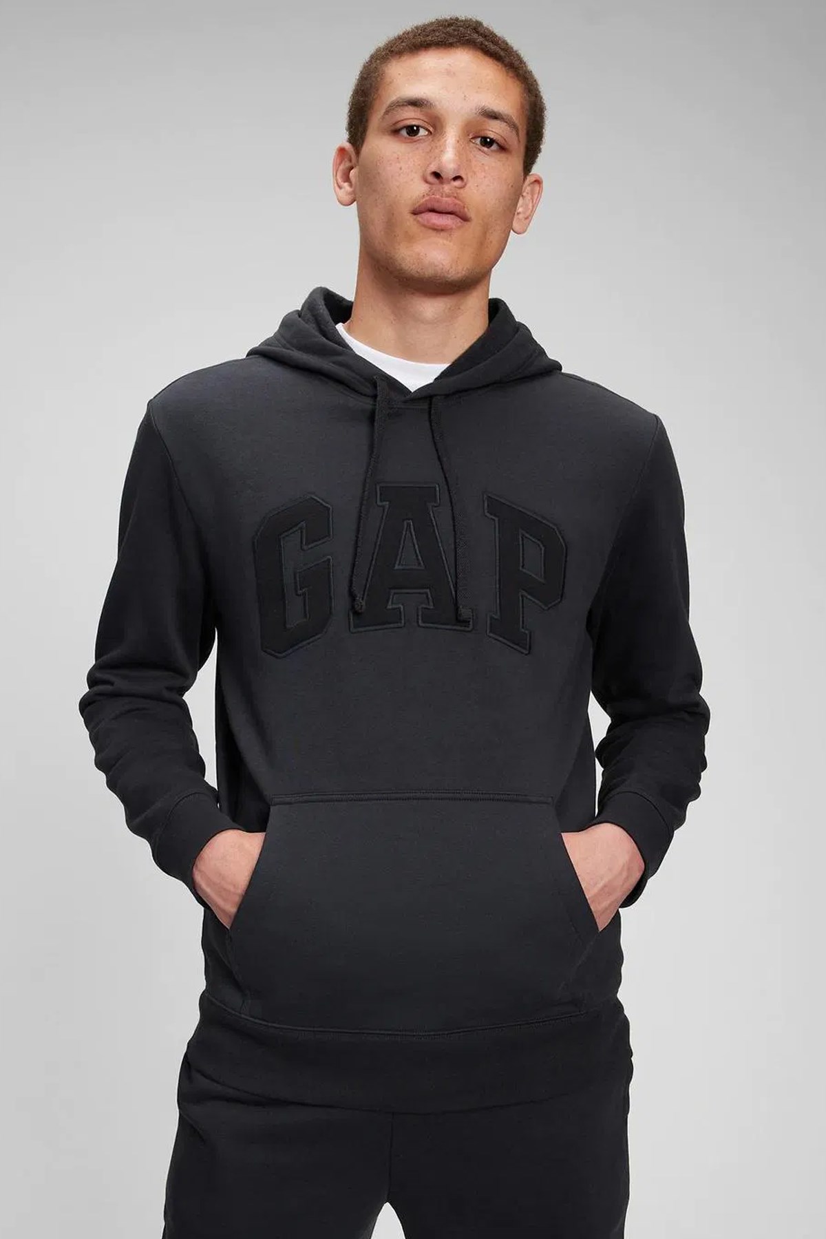 Gap V-Heritage Logo Erkek Sweatshirt 867073029 Siyah