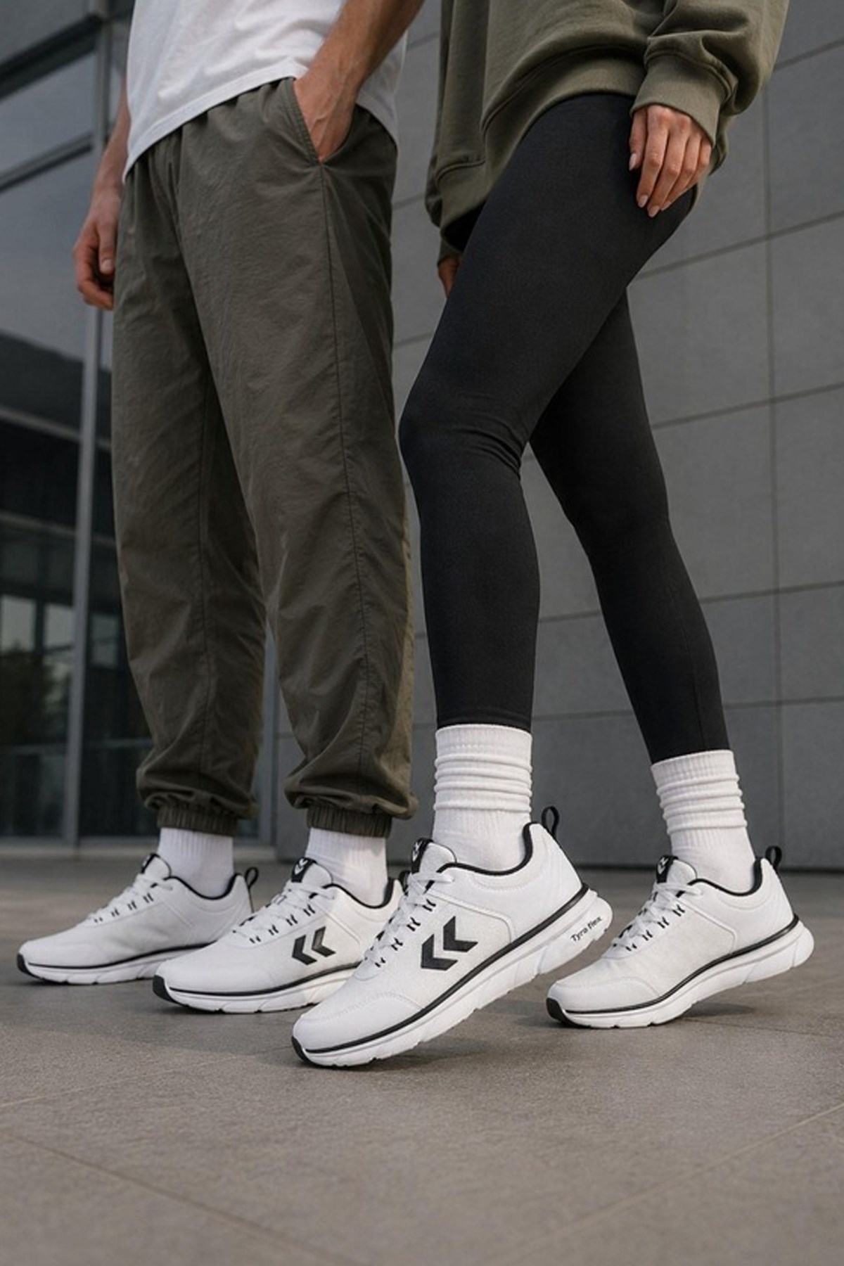 Hummel Tyro Flex Unisex Spor Ayakkabı 900958-9124 Beyaz - Siyah