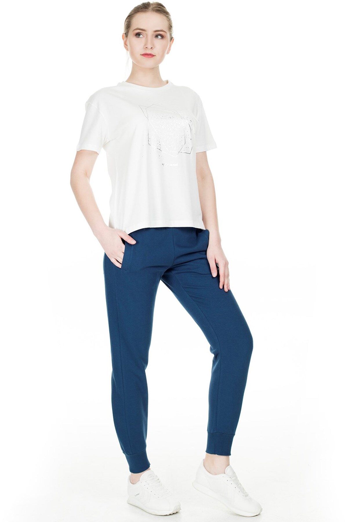 Hummel Dalıla Kadın Tişört 910966-9003 Beyaz