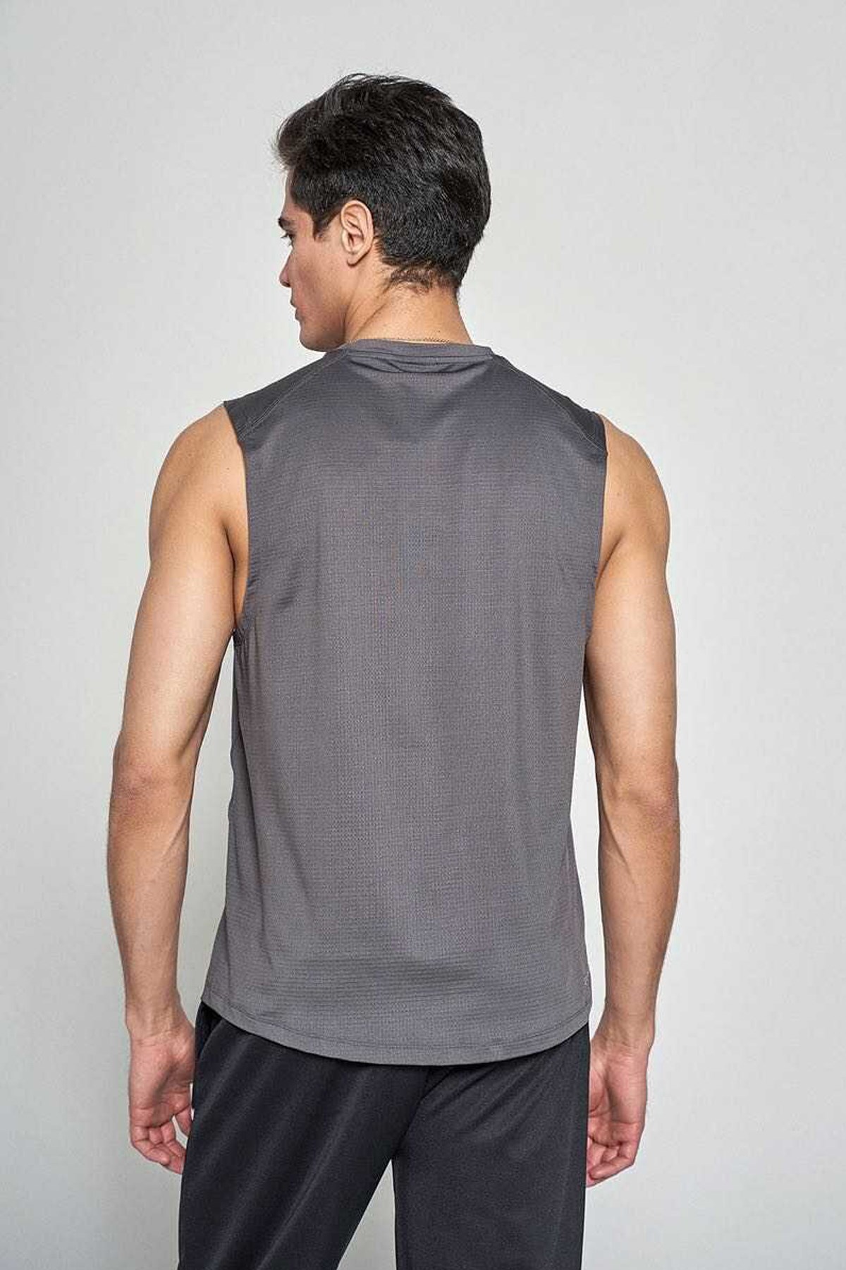 Hummel Page   Erkek Tişört 911107-3902 Gri
