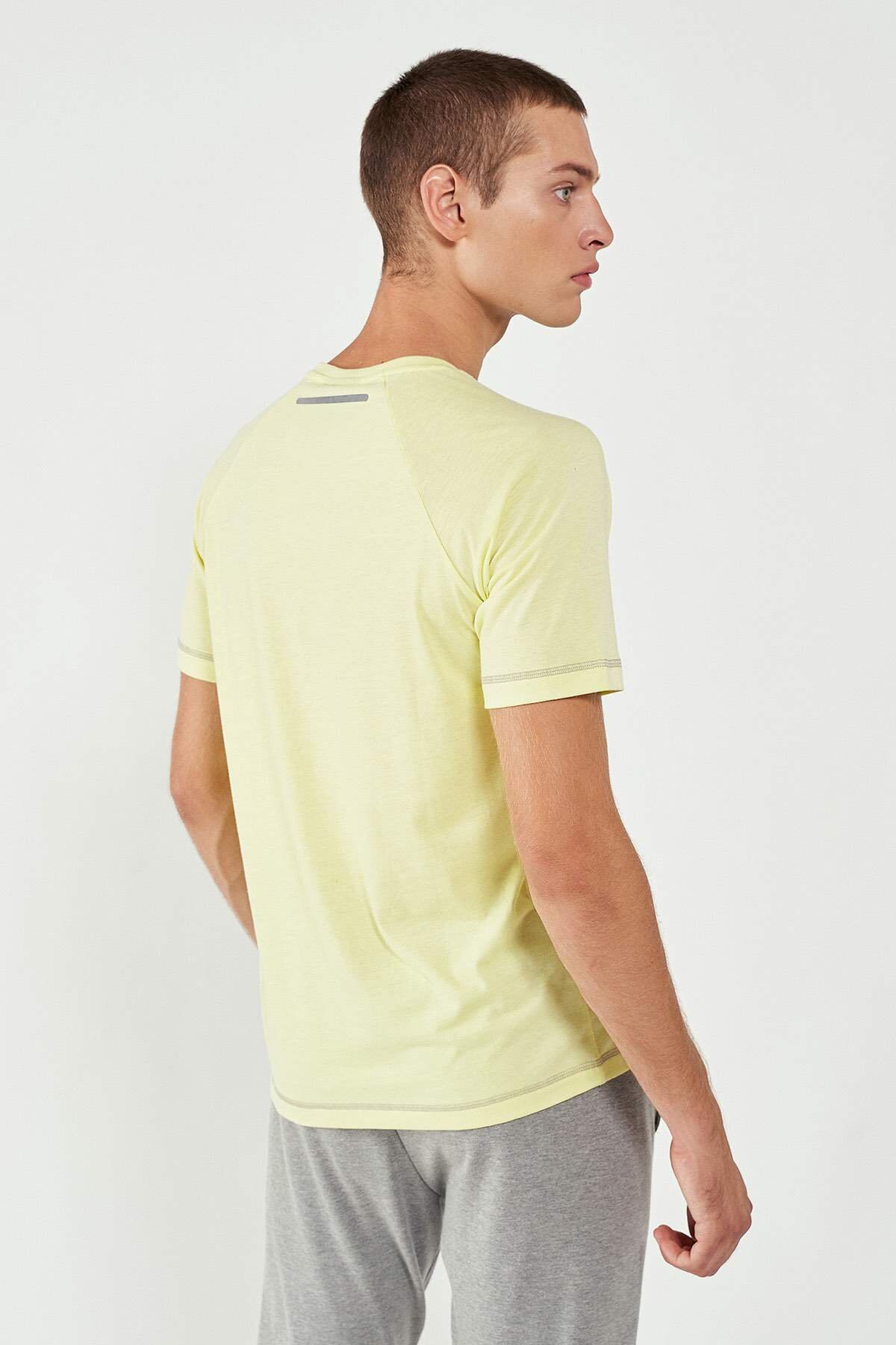 Hummel Samuel   Erkek Tişört 911352-6751 Açık Yeşil
