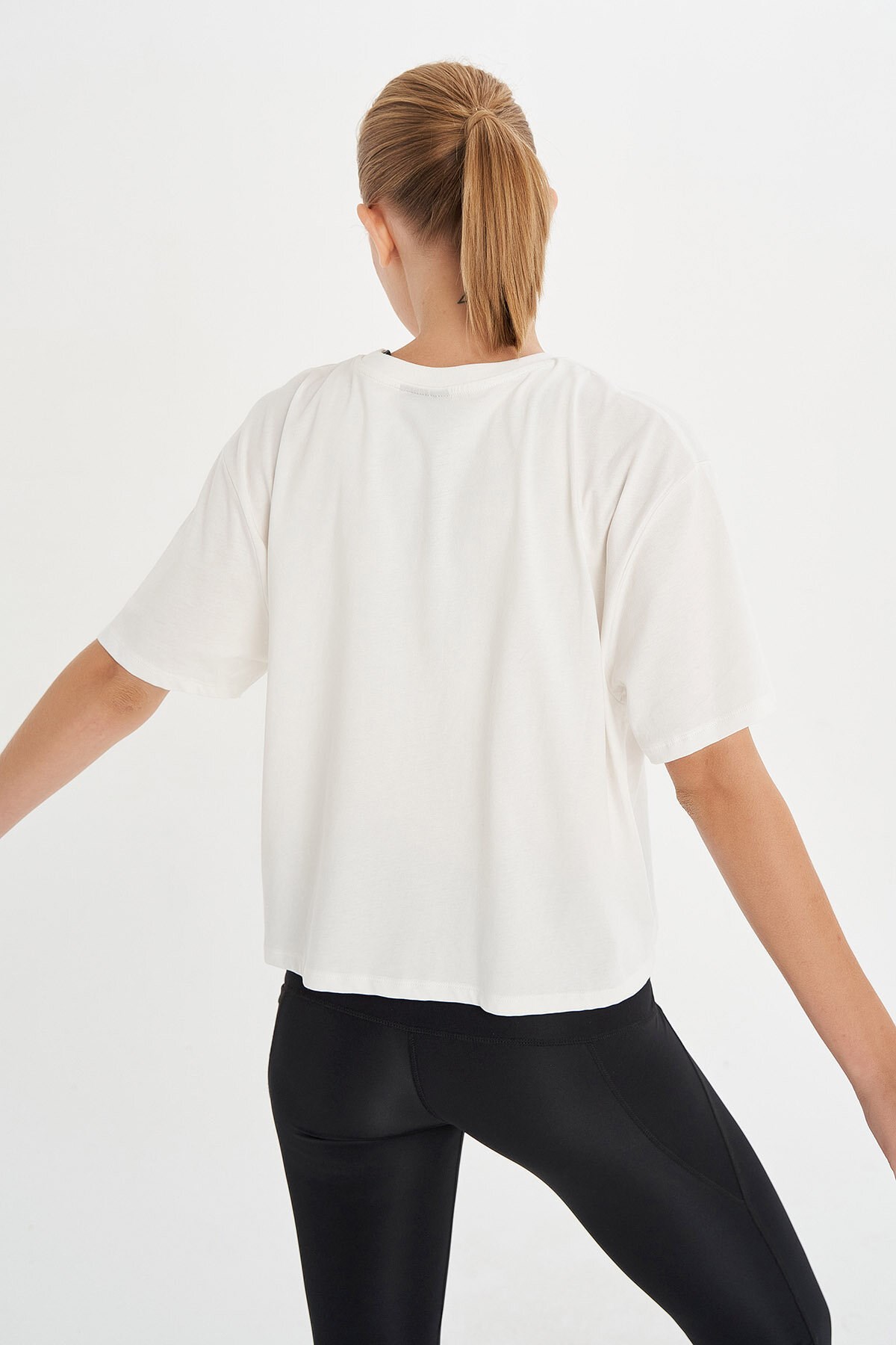 Hummel Blanding Kadın Tişört 911479-9003 Beyaz