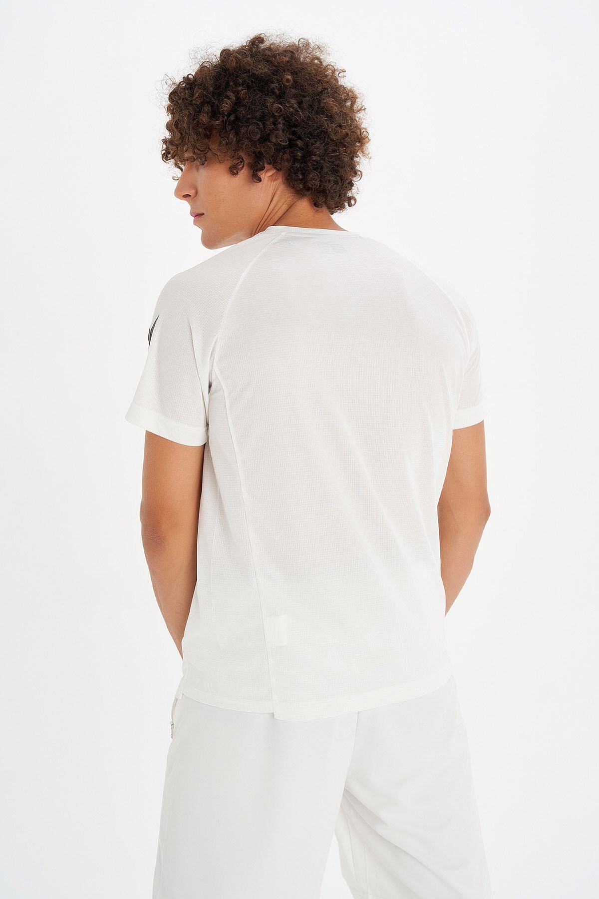 Hummel Faber Erkek Tişört 911498-9003 Beyaz