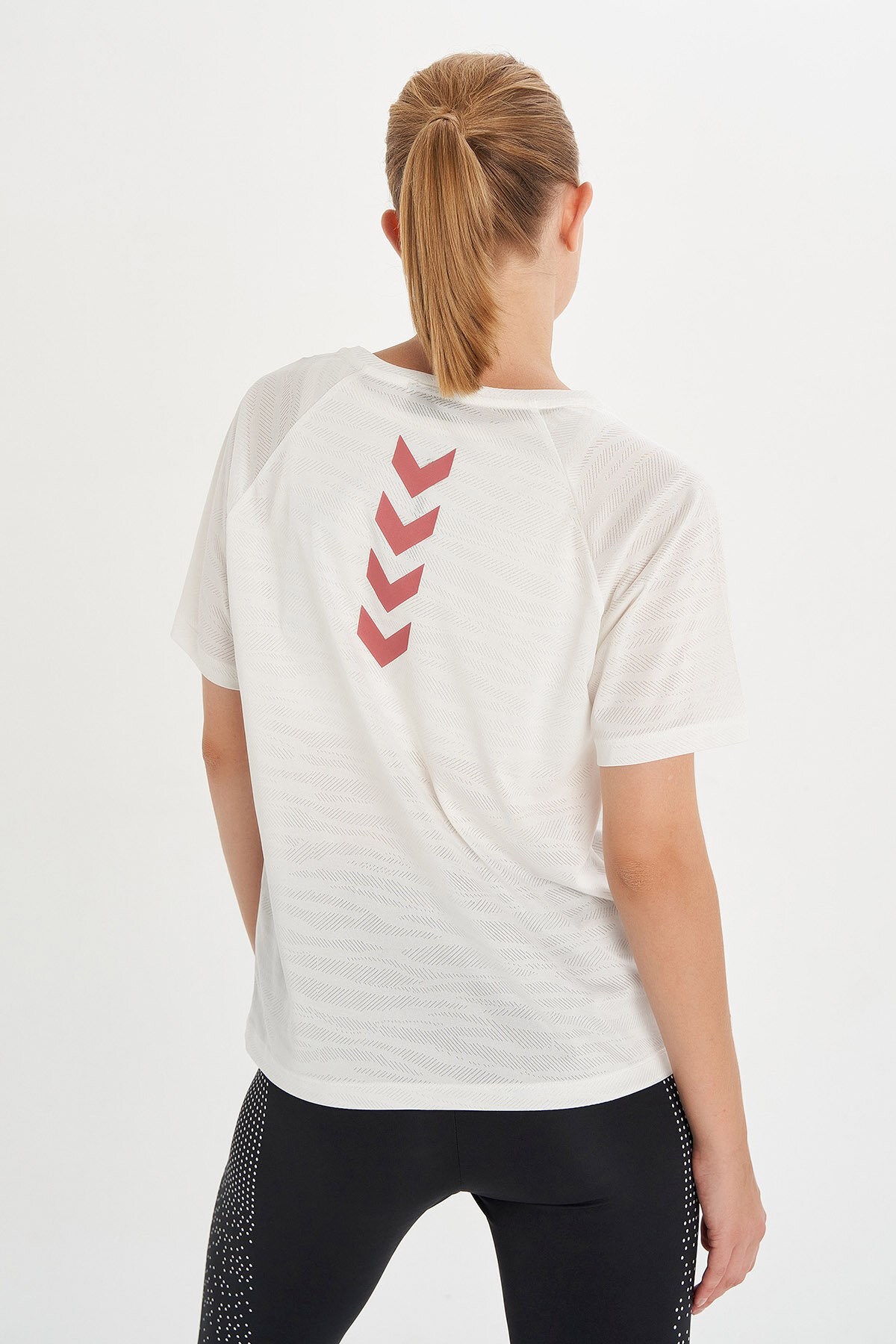 Hummel Jaky Crop Kadın Tişört 911510-9003 Beyaz