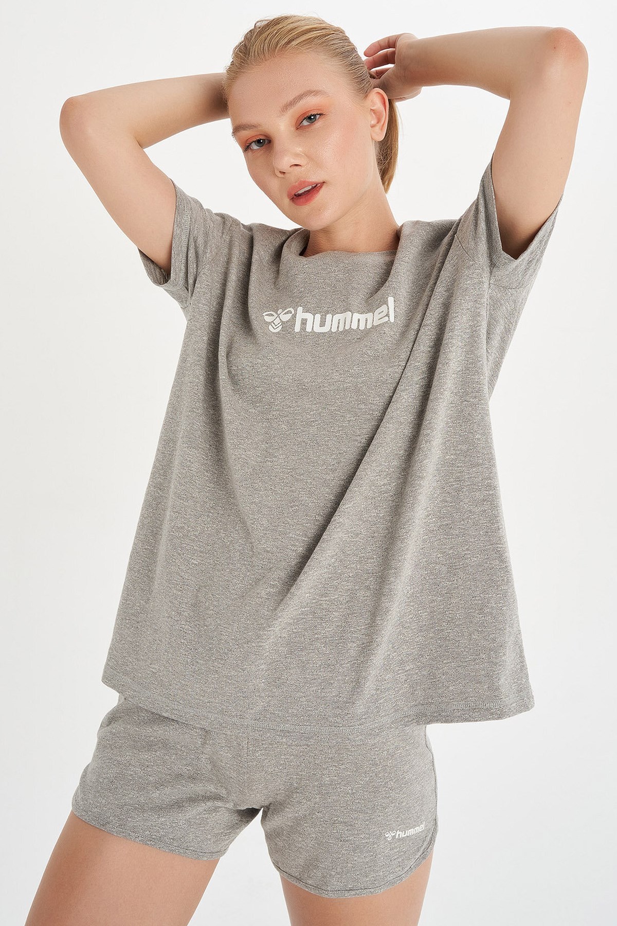 Hummel Sienna Kadın Tişört 911541-9003 Gri