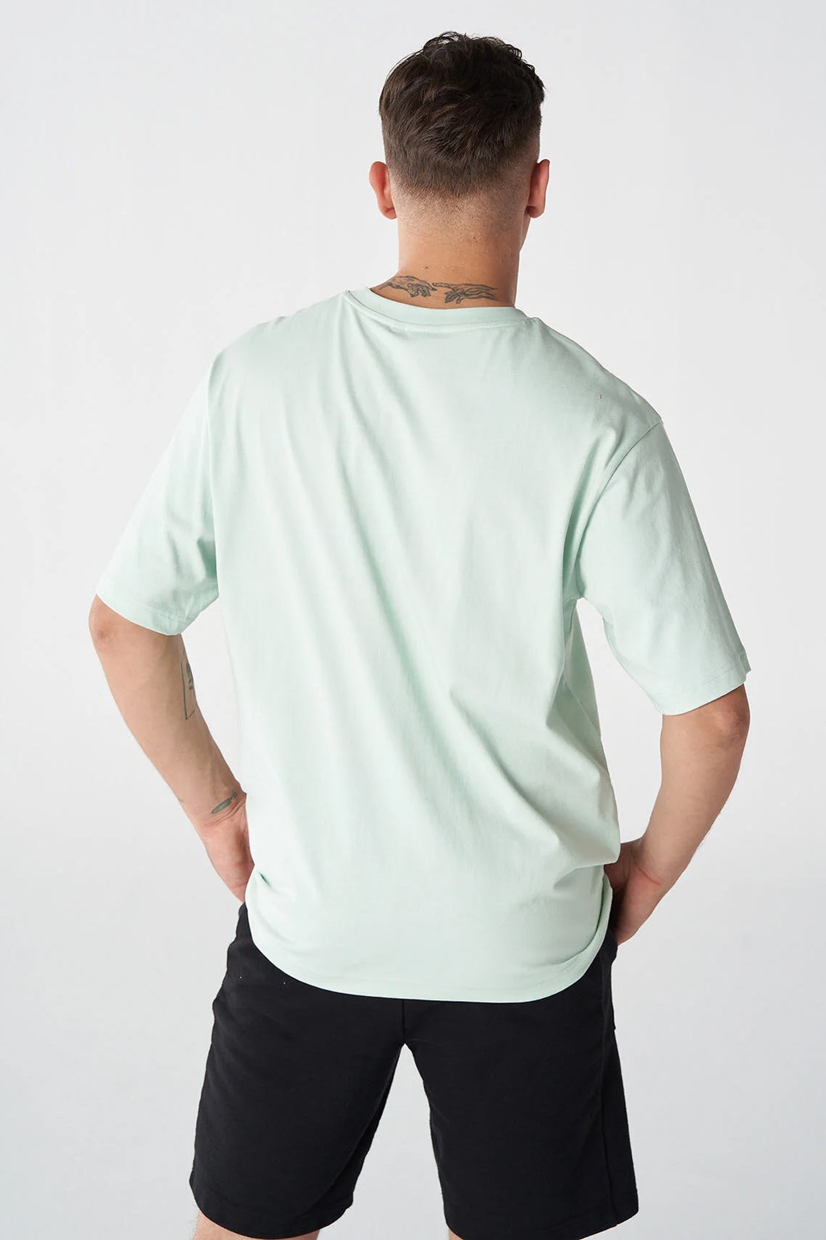 Hummel Finny Oversize Erkek Tişört 911799-2519 Yeşil