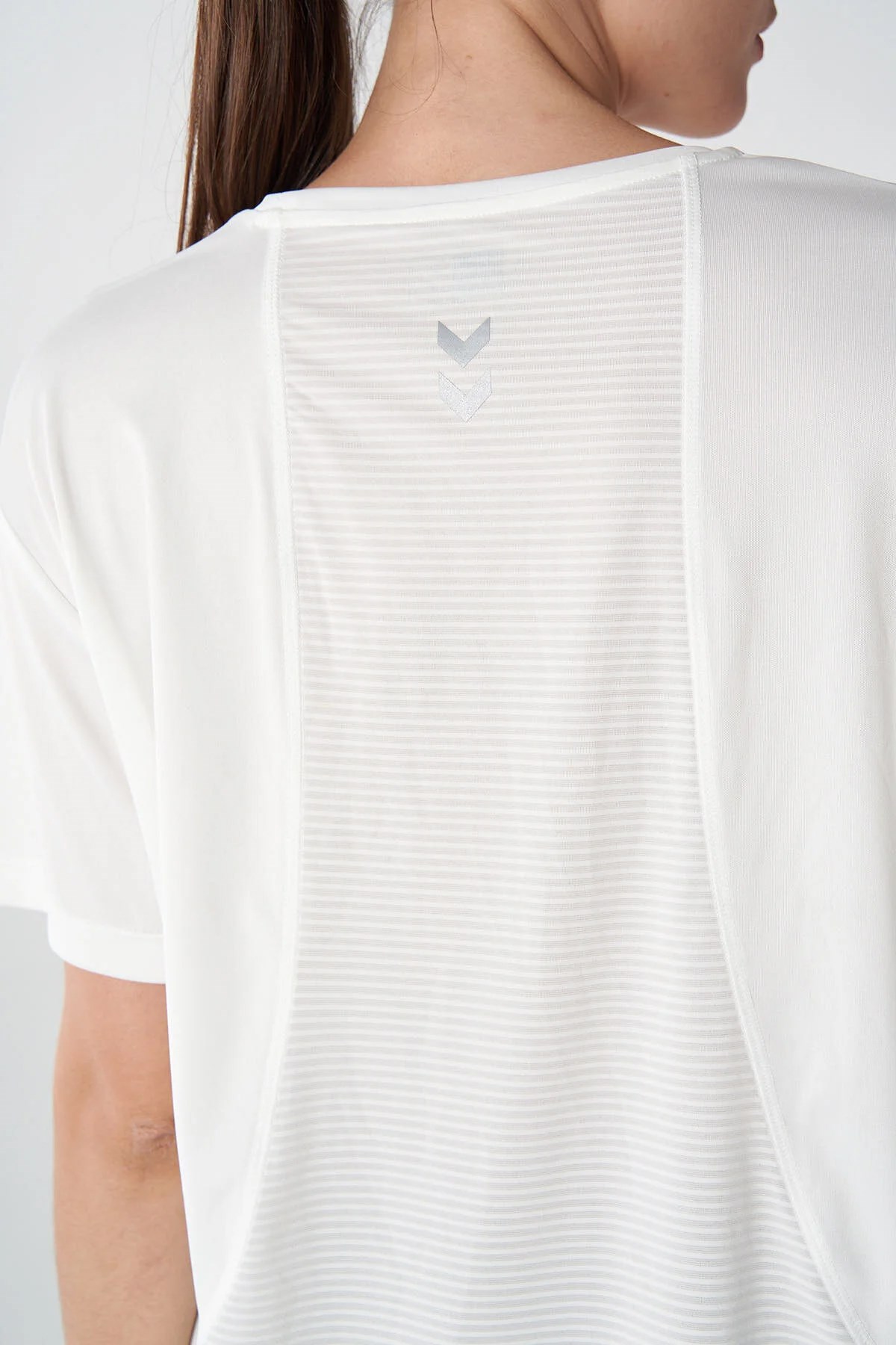 Hummel Linea Kadın Tişört 911814-9003 Beyaz