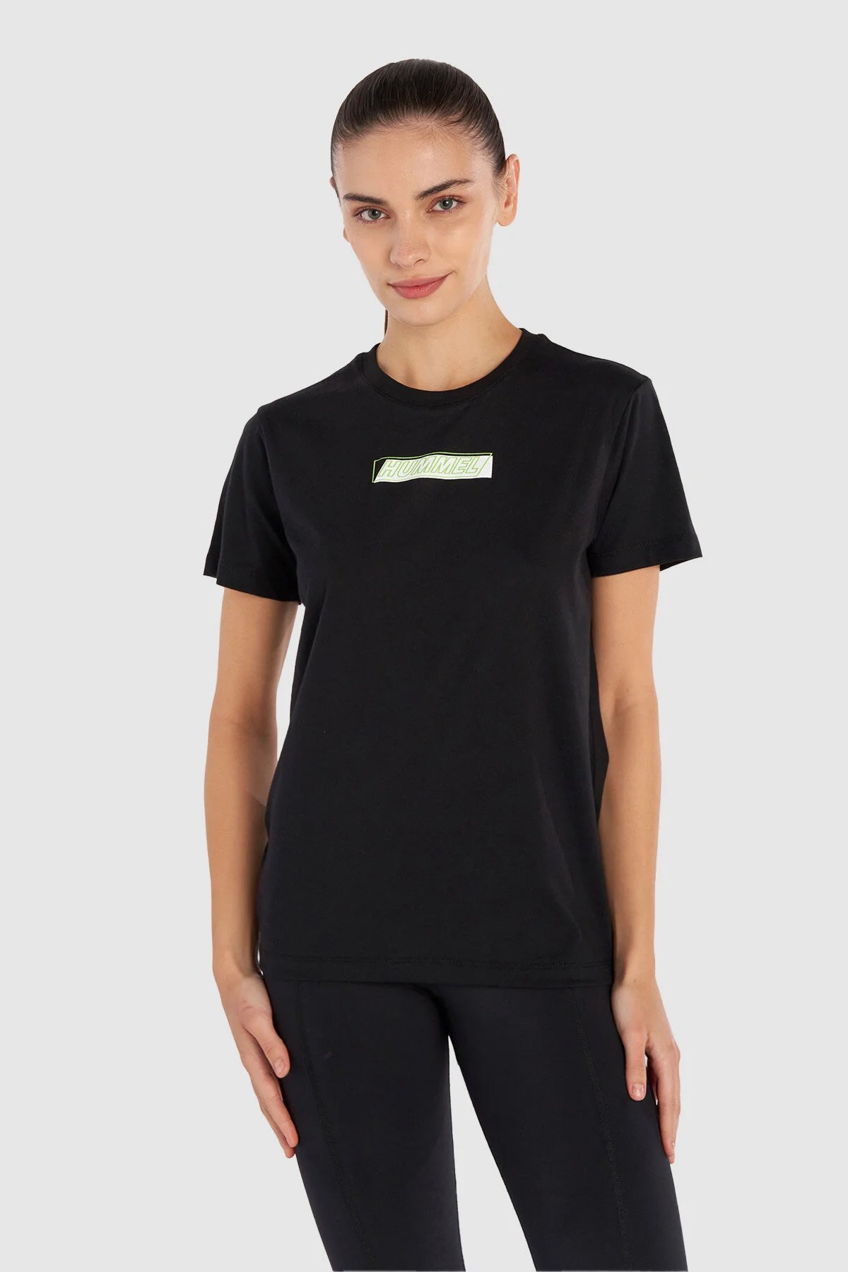 Hummel  T-Te Graphıc Logo Layer Co  Kadın Tişört Siyah