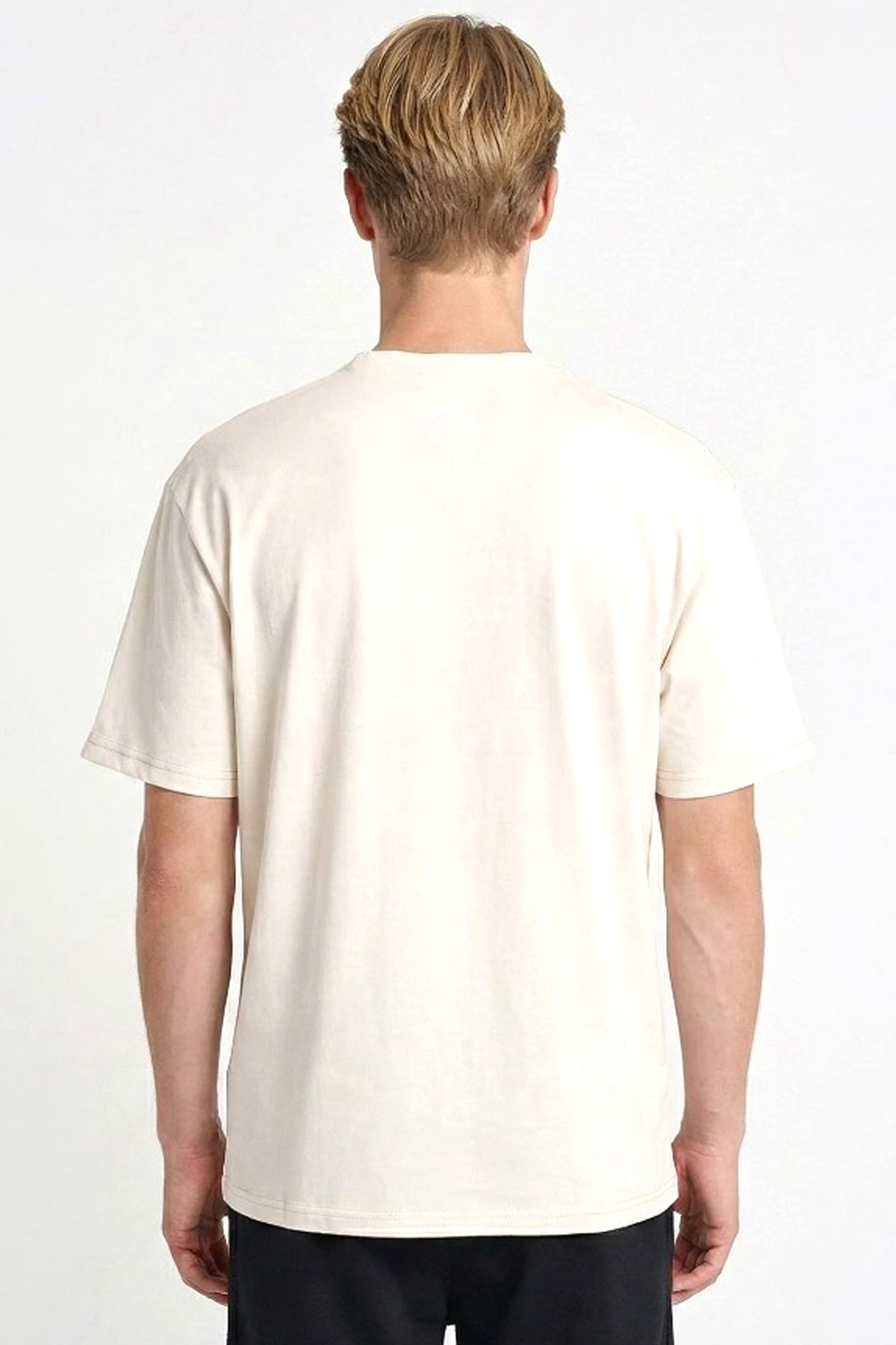 Hummel Yerno Oversize Erkek Tişört 912372-9157 Beyaz