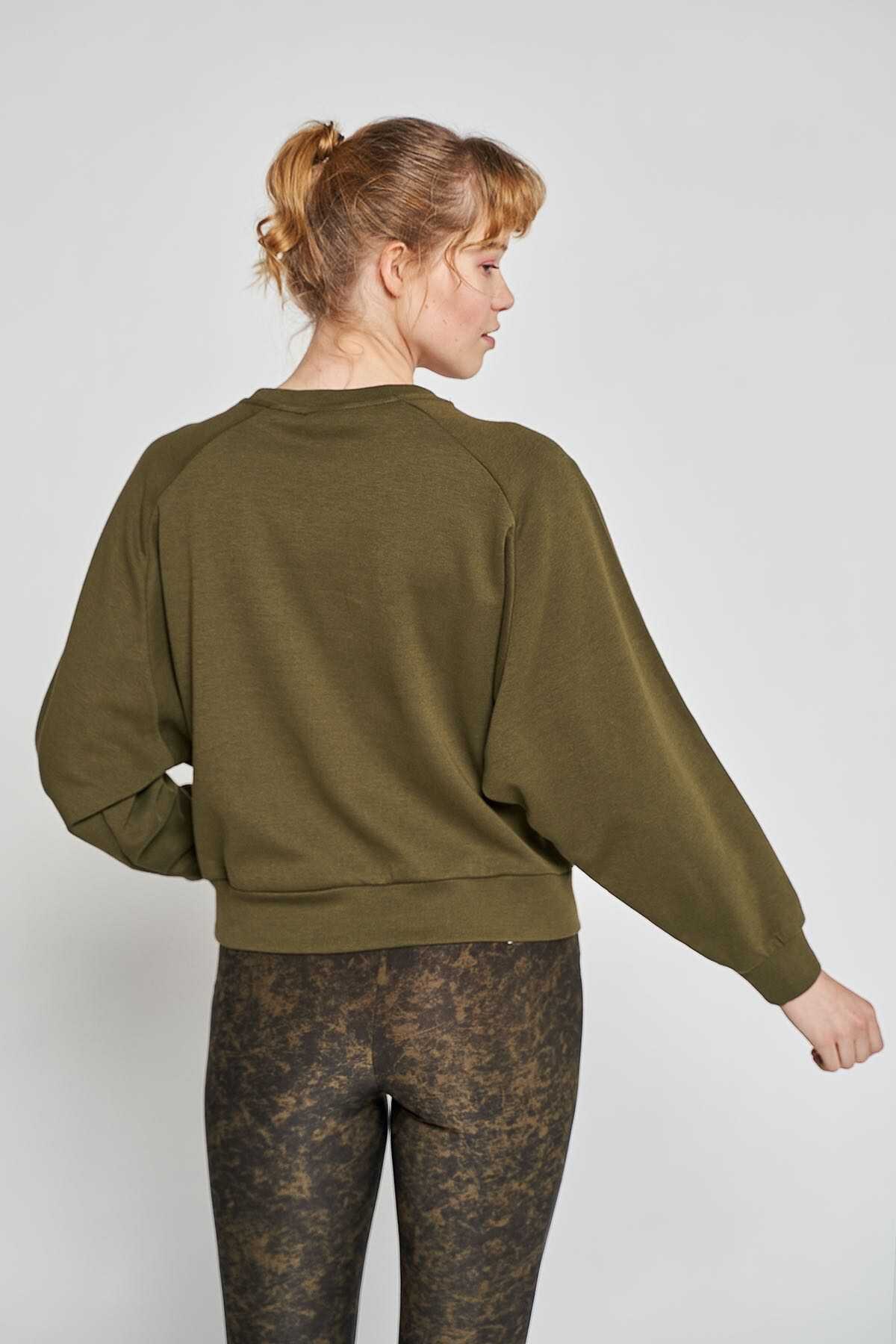 Hummel Stella   Kadın Sweatshirt 921057-6297 Haki