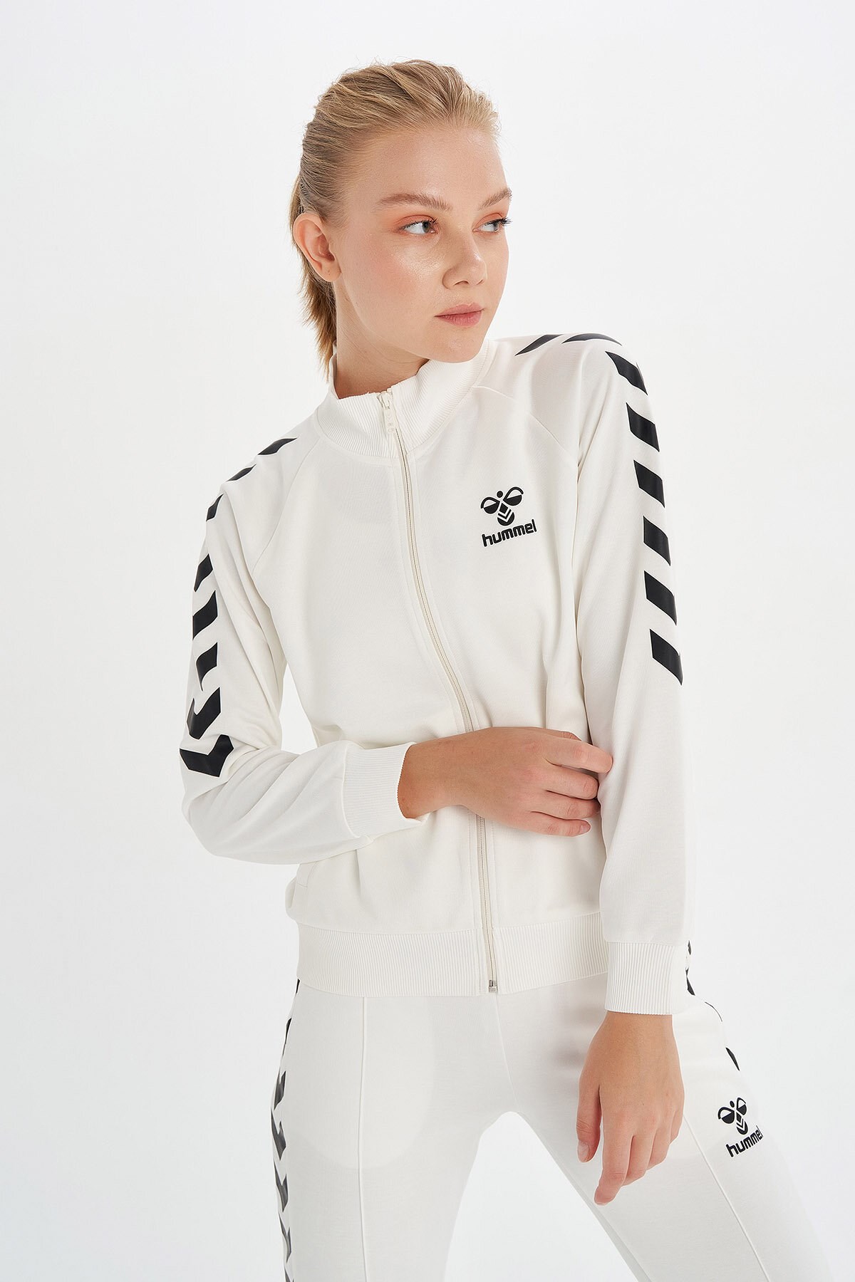 Hummel Genesis Kadın Fermuarlı Sweatshirt 921135-9003 Beyaz