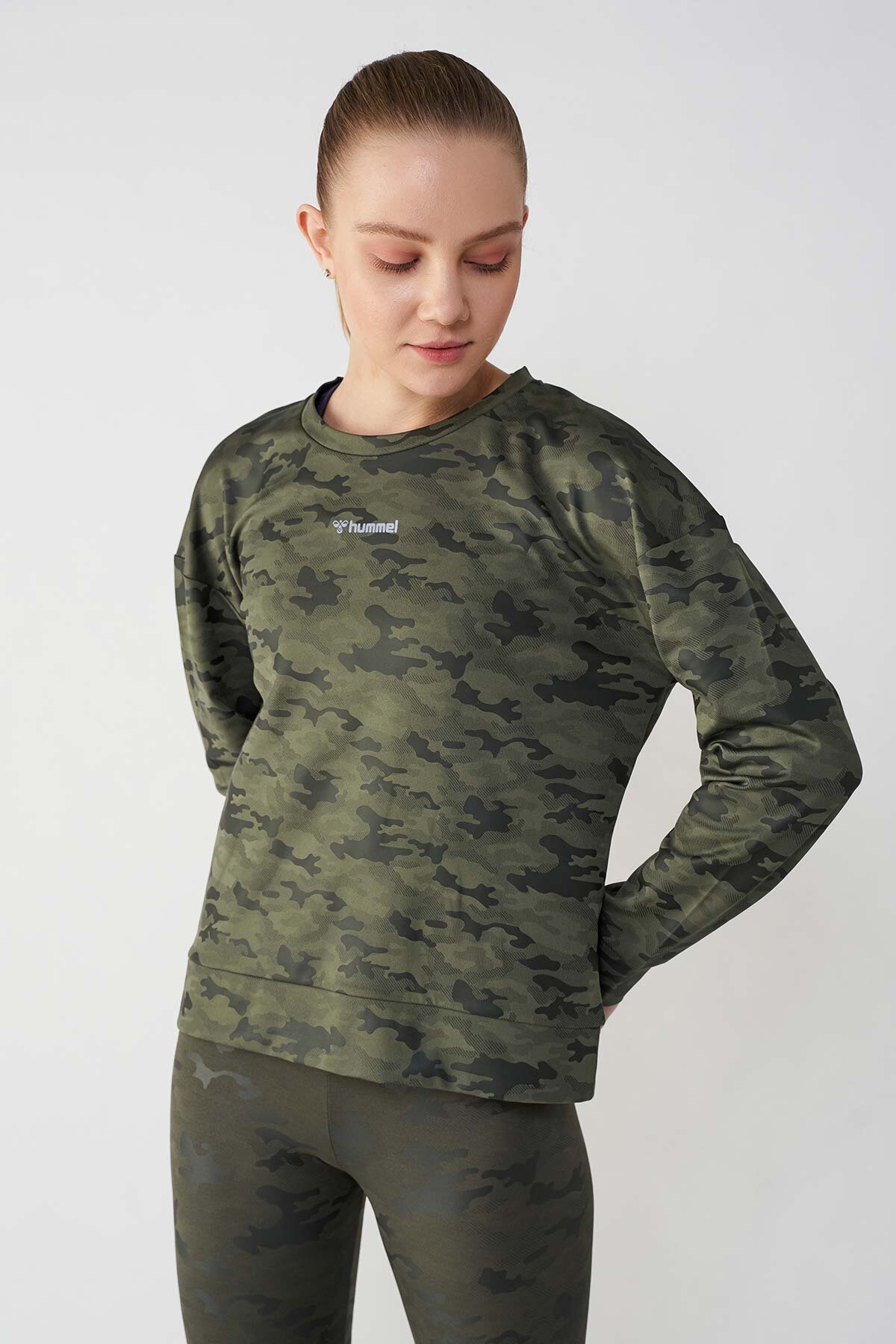 Hummel Apirka  Kadın Sweatshirt 921198-1323 Haki