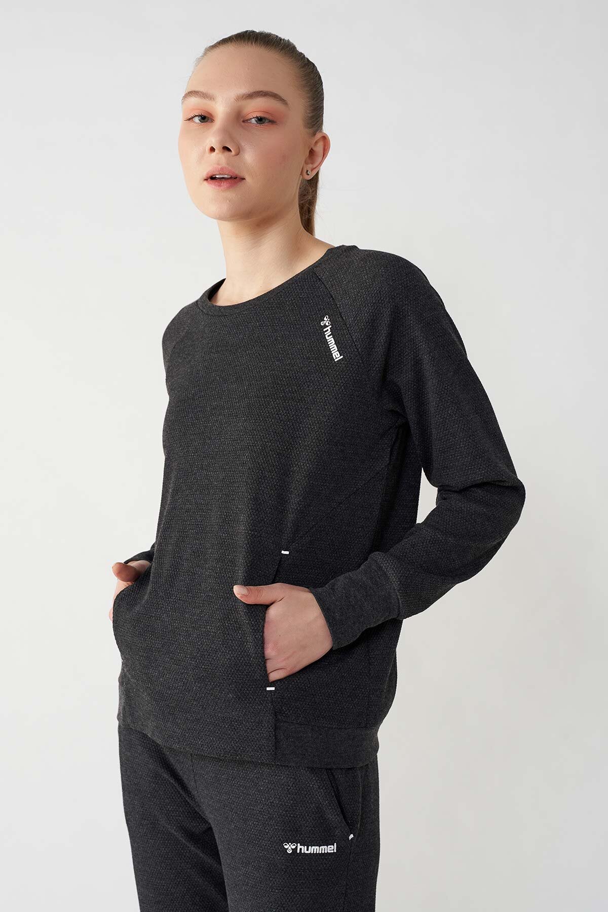 Hummel Paula Kadın Sweatshirt 921310-2001 Siyah