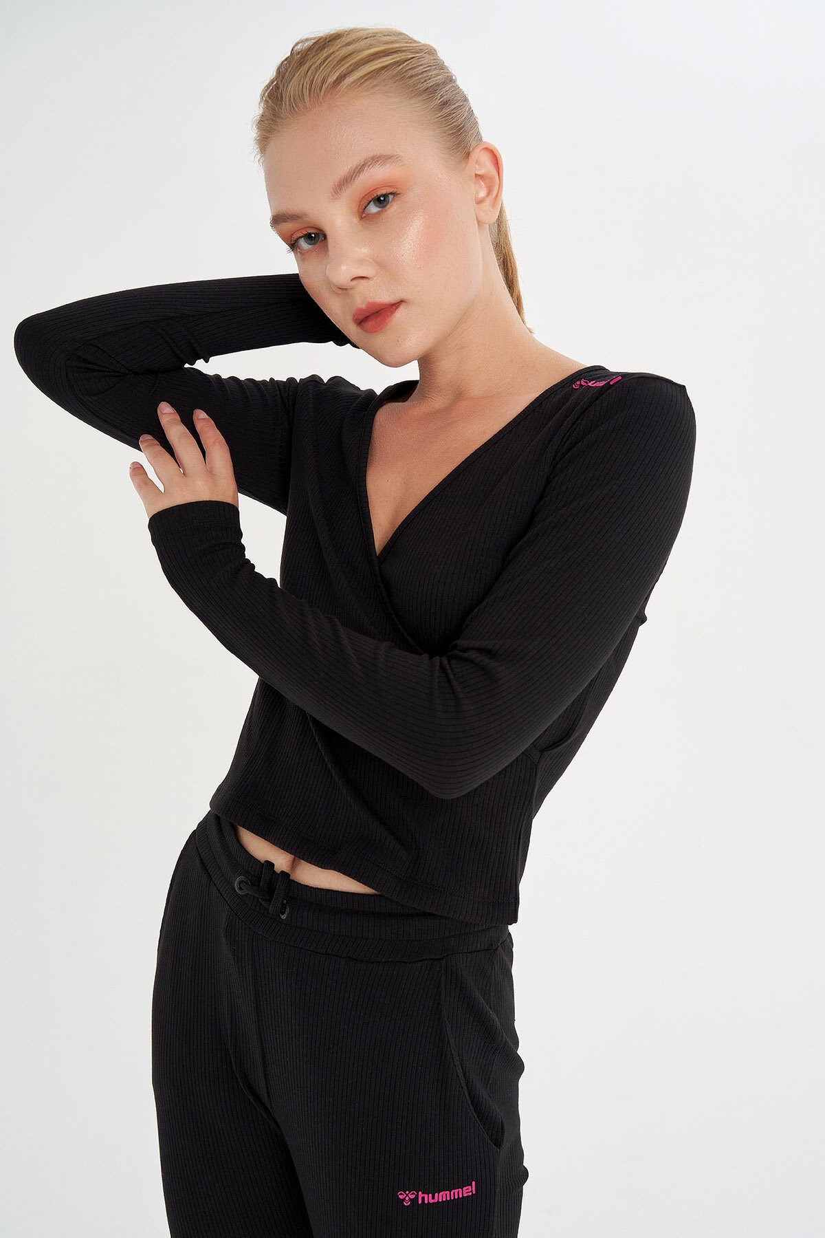 Hummel Saggy Crop Top Kadın Crop Top 921433-2001 Siyah