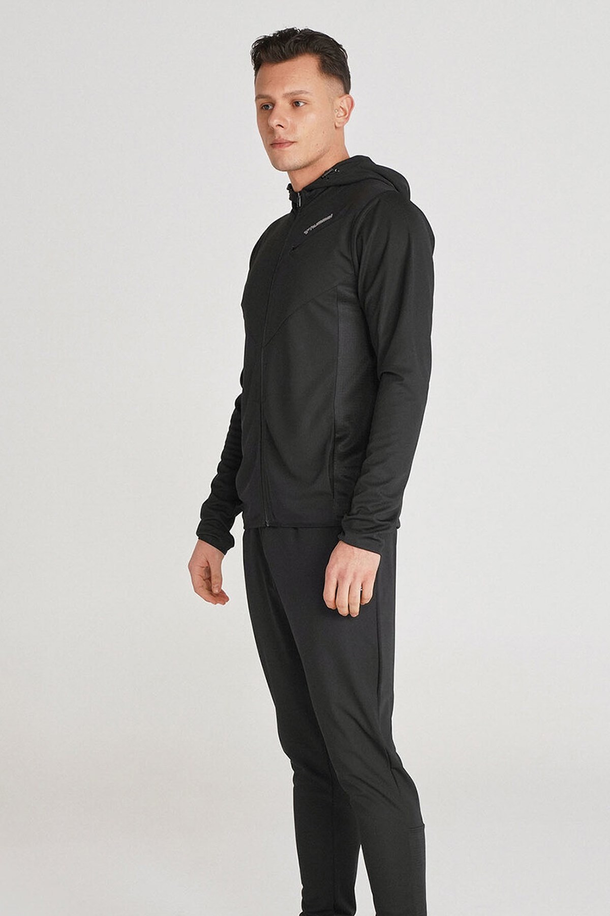 Hummel Helidor Fermuarlı Erkek Sweatshirt 921504-2001 Siyah