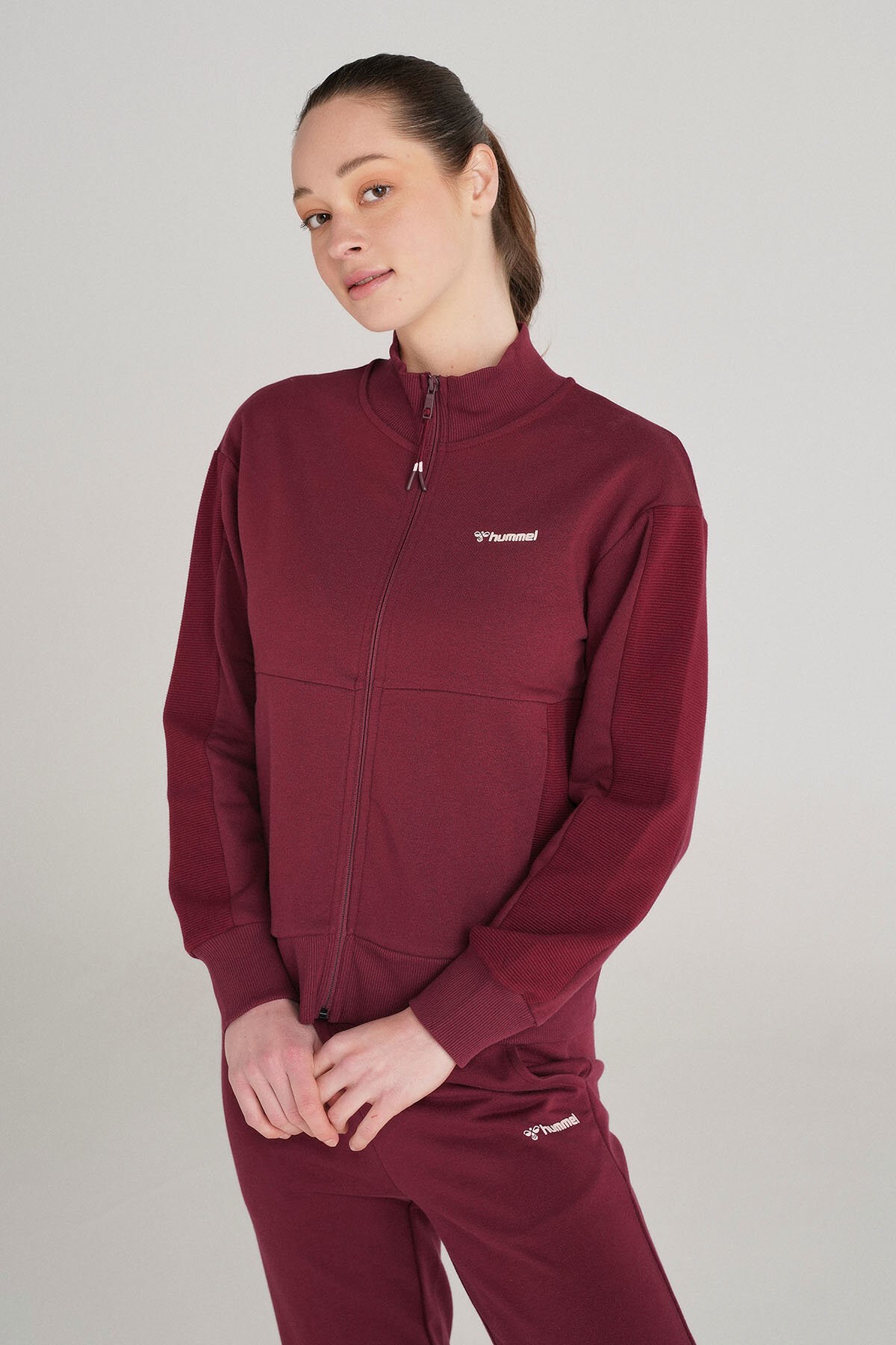 Hummel Kennen Fermuarlı Kadın Sweatshirt 921512-1012 Kırmızı