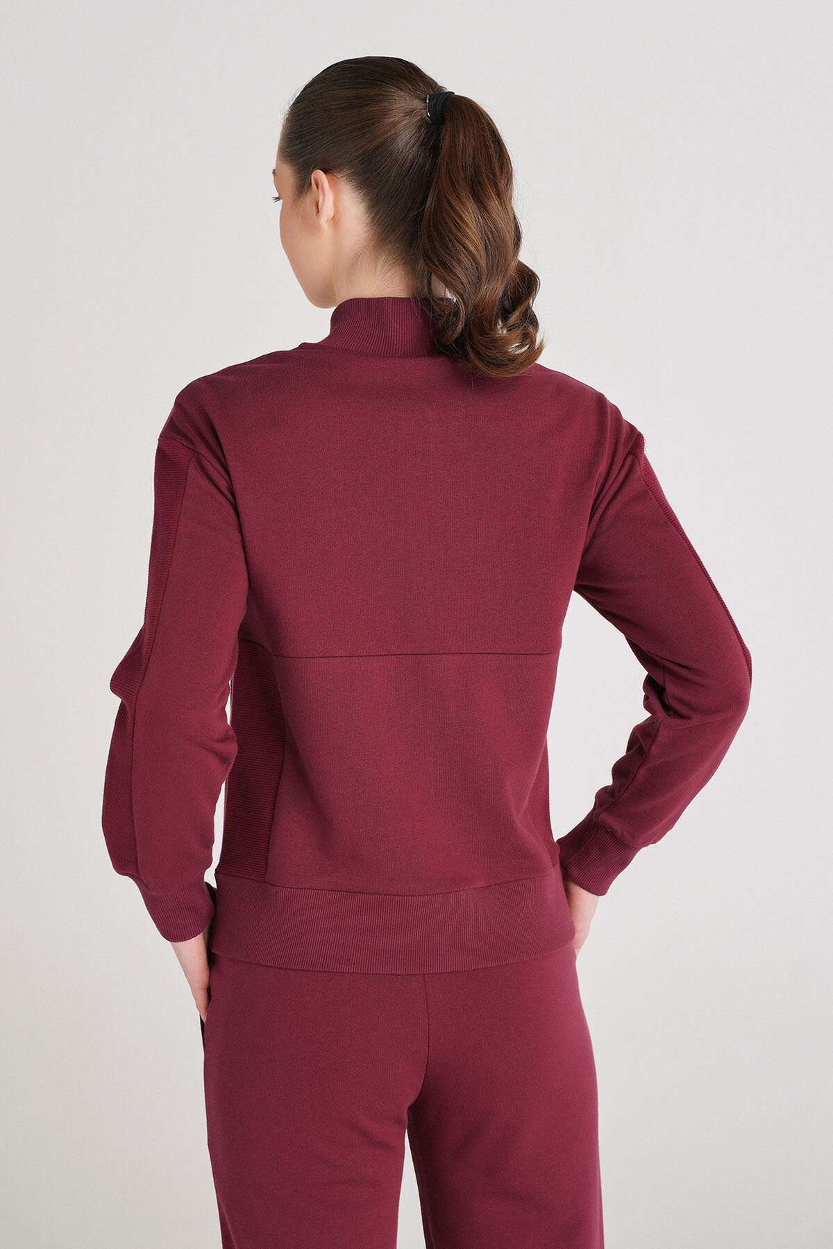 Hummel Kennen Fermuarlı Kadın Sweatshirt 921512-1012 Kırmızı