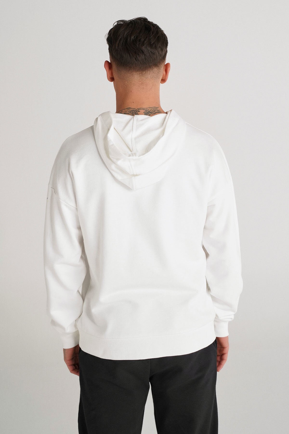 Hummel Ricksy Erkek Sweatshirt 921538-9003 Beyaz