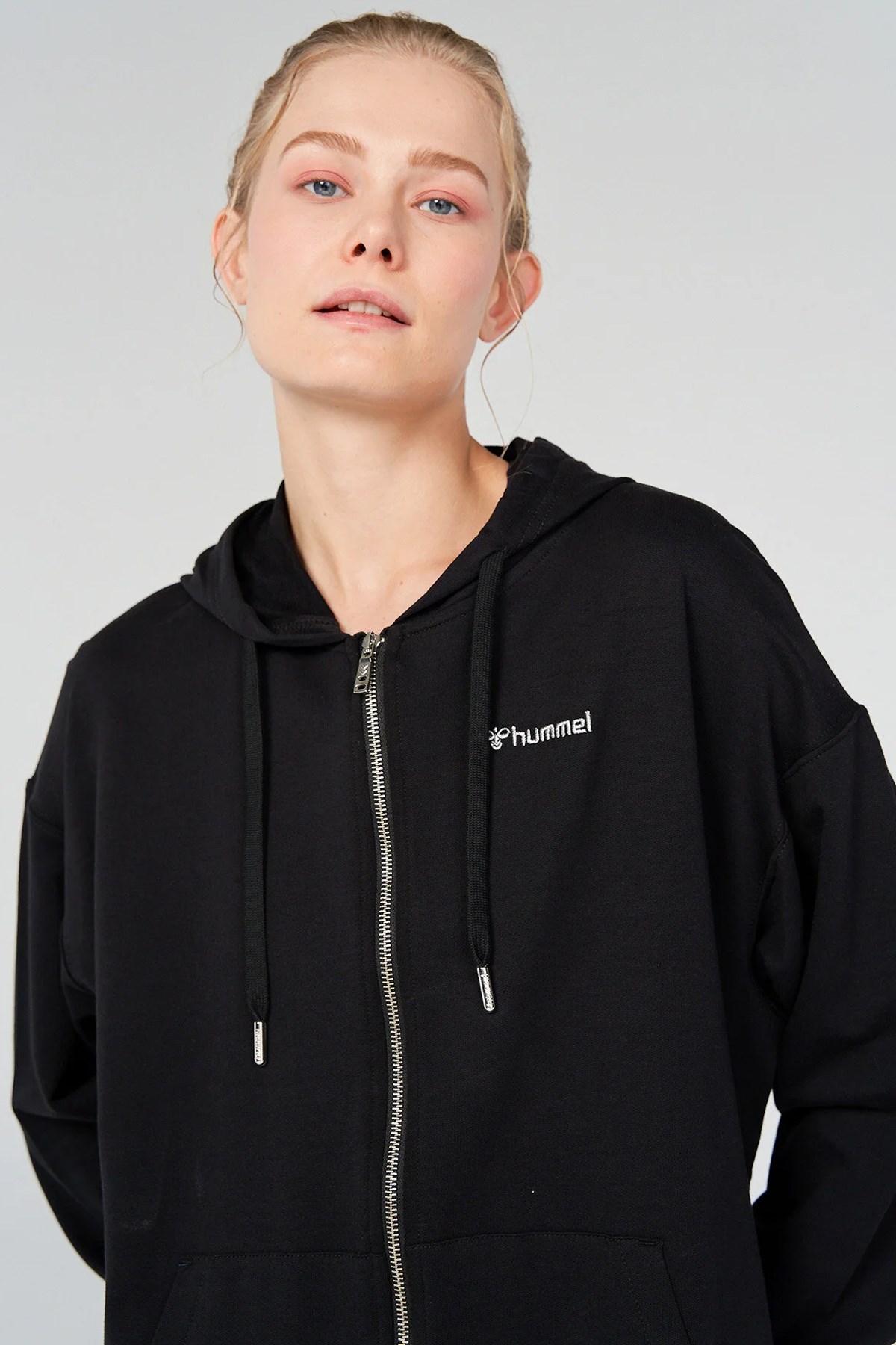 Hummel Bondi Zip Kadın Fermuarlı Sweatshirt 921588-2001 Siyah