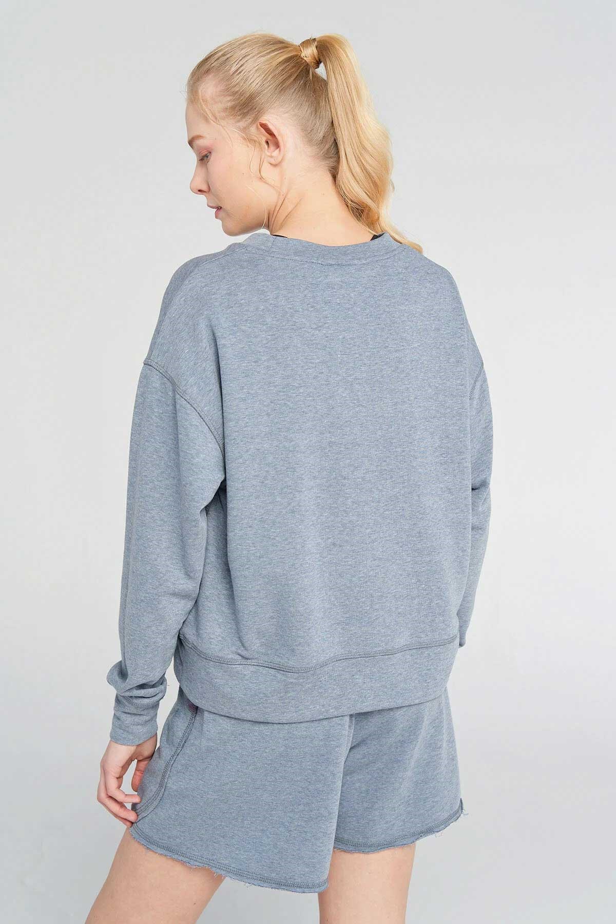 Hummel Jade Kadın Sweatshirt 921608-2223 Gri