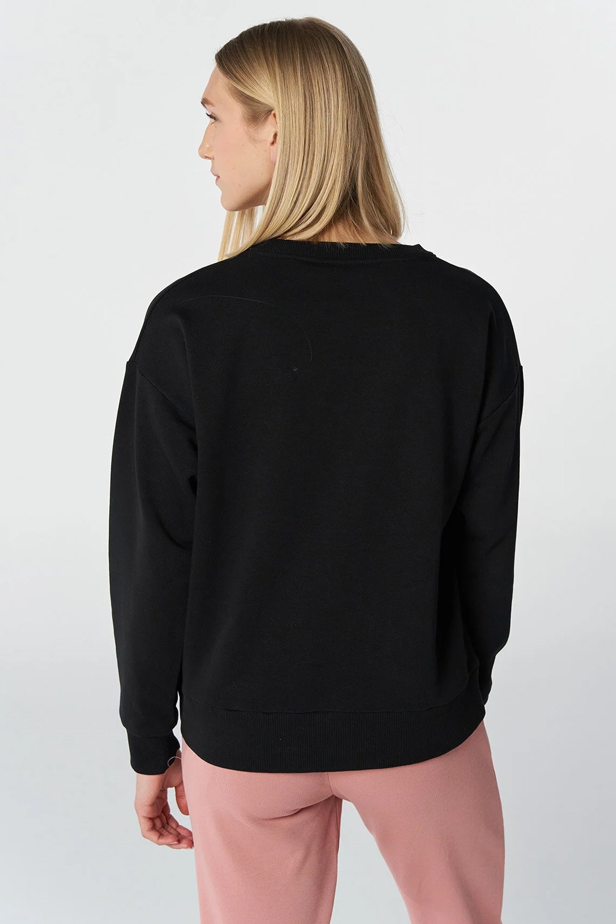 Hummel Hortensia Kadın Sweatshirt 921689-2001 Siyah