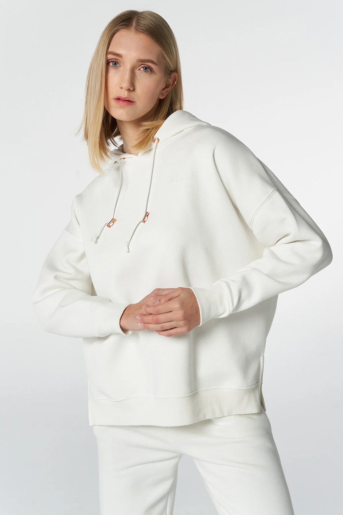 Hummel İpomea Kadın Sweatshirt 921693-9003 Beyaz