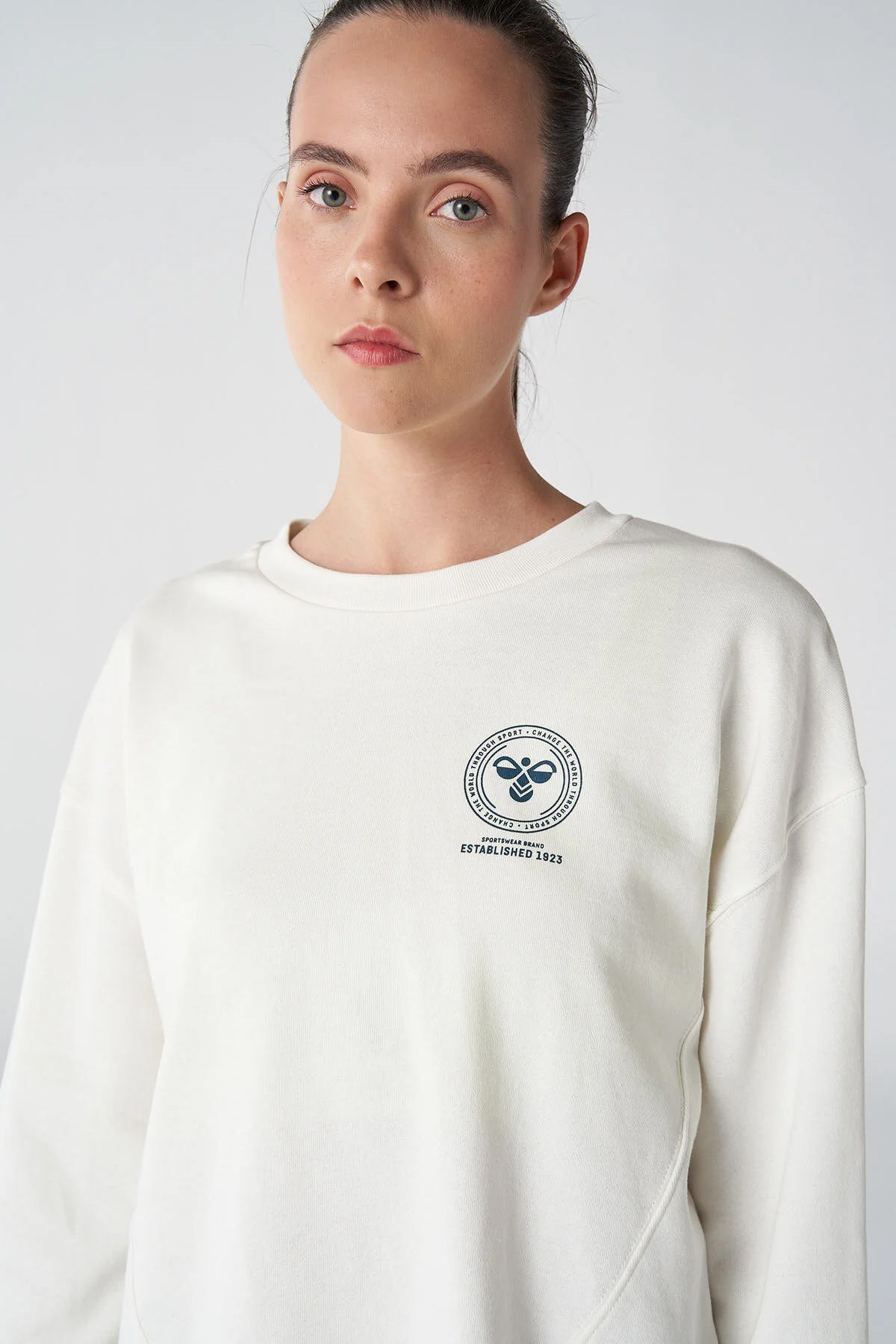 Hummel Chrissy Kadın Sweatshirt 921758-9003 Beyaz