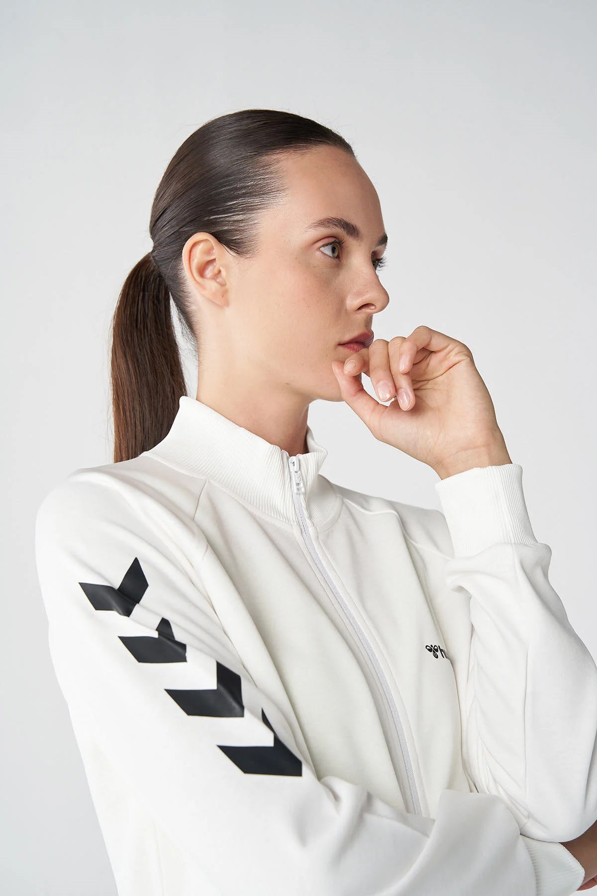 Hummel Genesa Zip Kadın Sweatshirt 921773-9003 Beyaz
