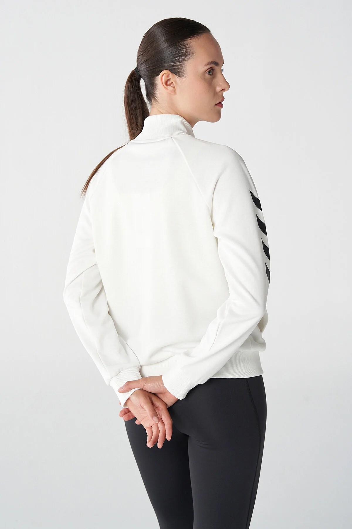 Hummel Genesa Zip Kadın Sweatshirt 921773-9003 Beyaz