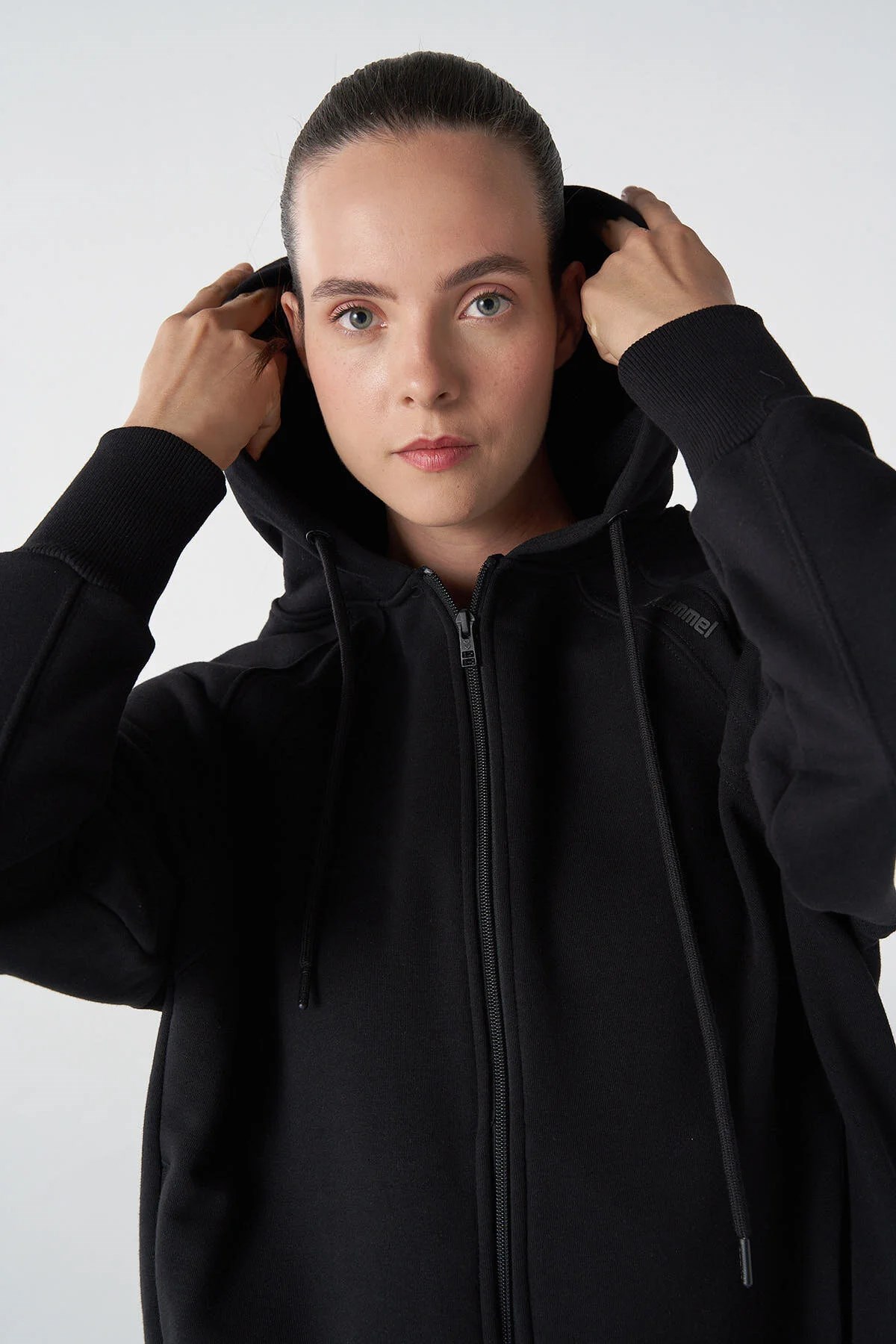 Hummel Maya Oversize Zip Kadın Sweatshirt 921803-2001 Siyah