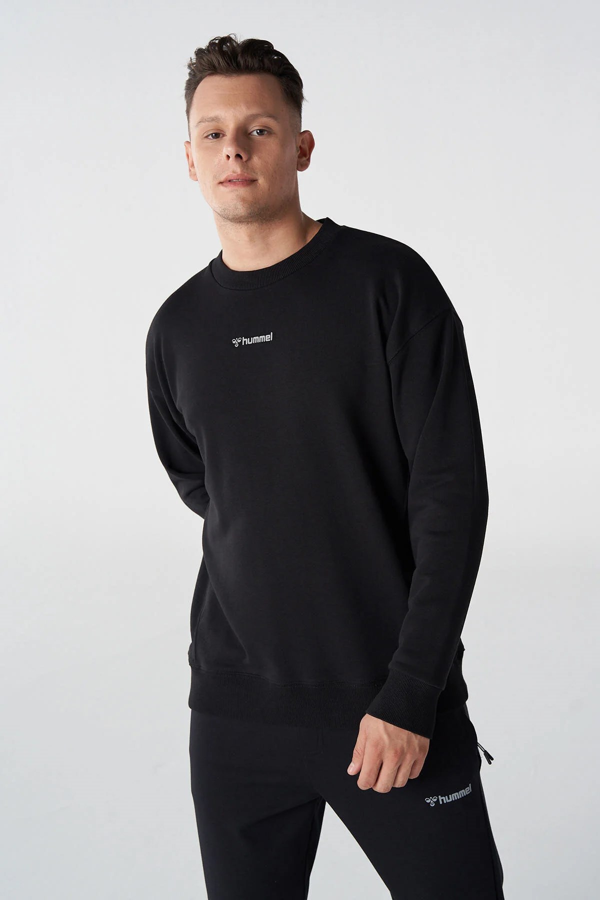 Hummel Sam Oversize Erkek Sweatshirt 921825-2001 Siyah