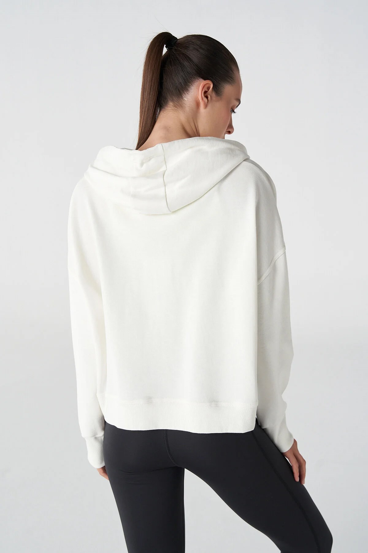 Hummel Terry Kadın Sweatshirt 921833-9003 Beyaz
