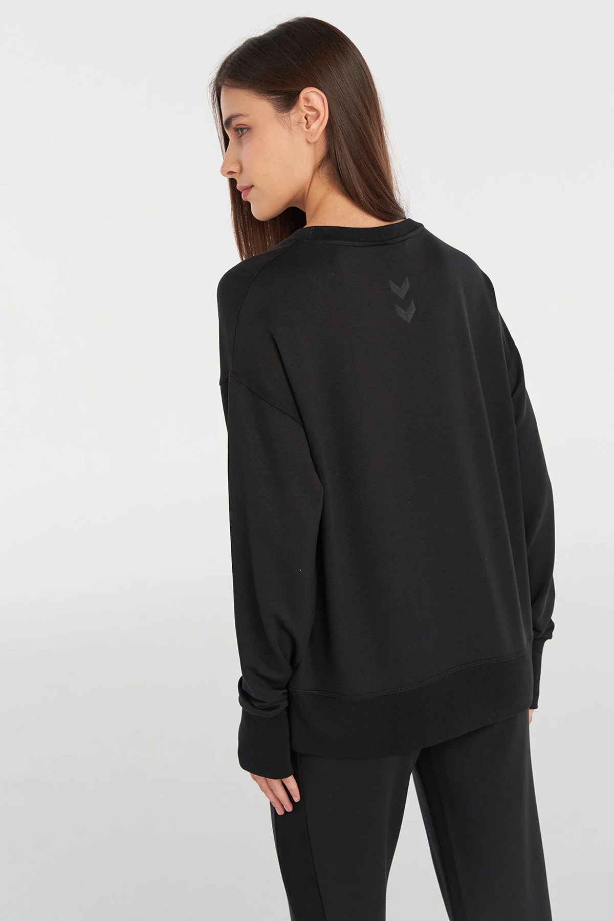 Hummel Jonina Kadın Sweatshirt 921998-2001 Siyah