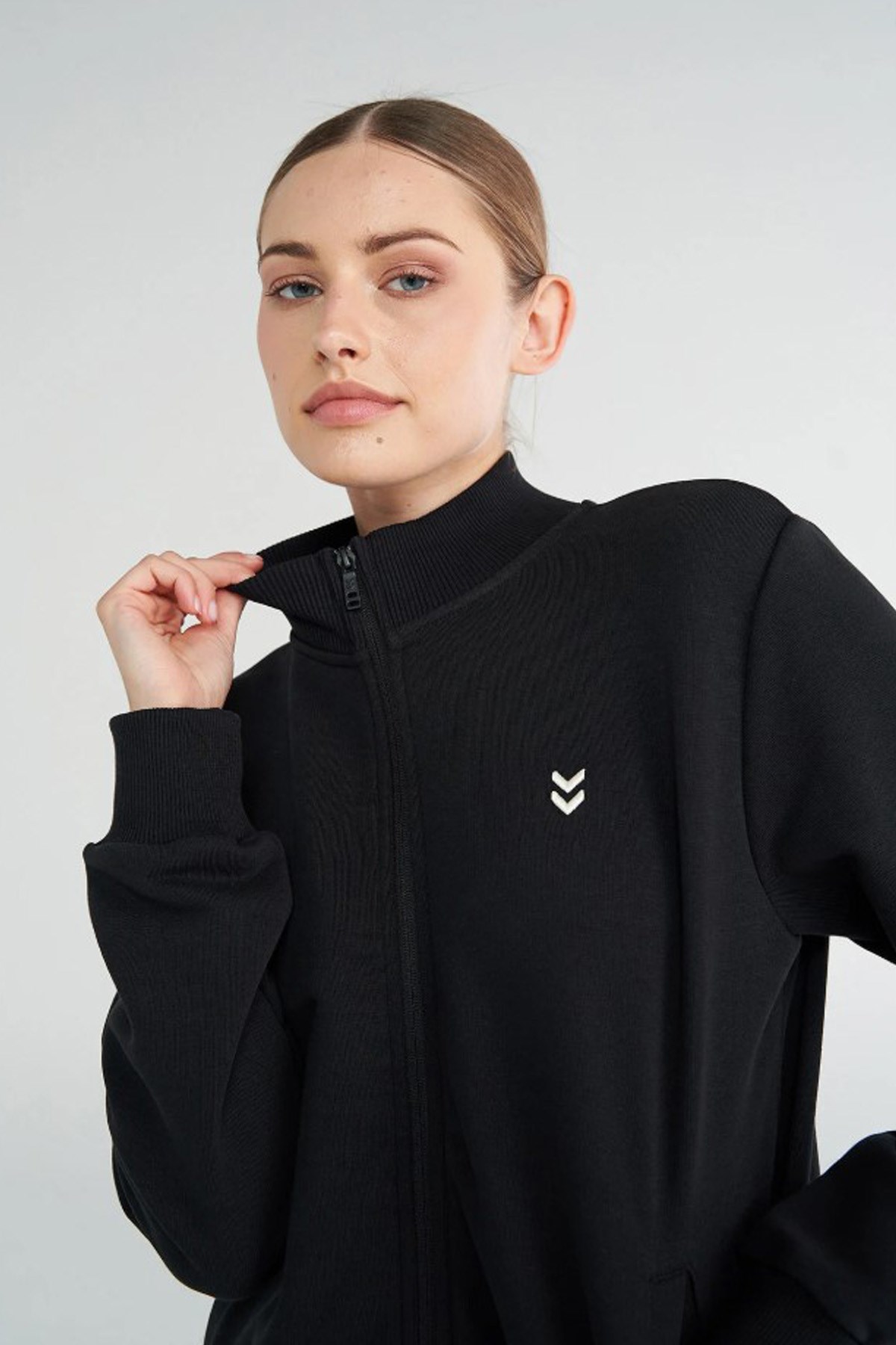 Hummel Pulse Kadın Sweatshirt 922423-2001 Siyah