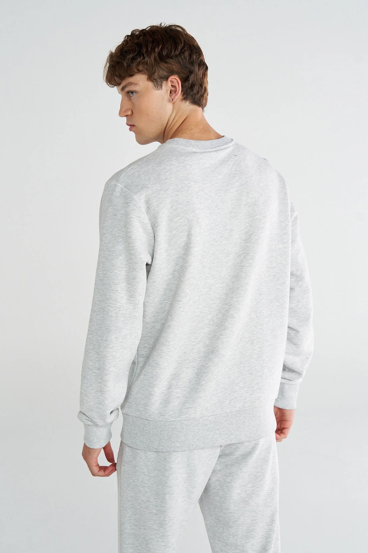 Hummel T-Pulse Erkek Sweatshirt 922442-9098 Beyaz