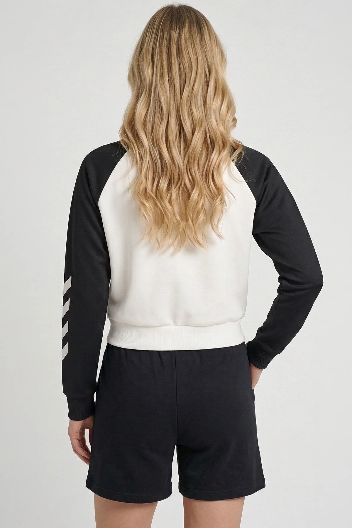 Hummel Genes Kadın Sweatshirt 980350-2001 Siyah