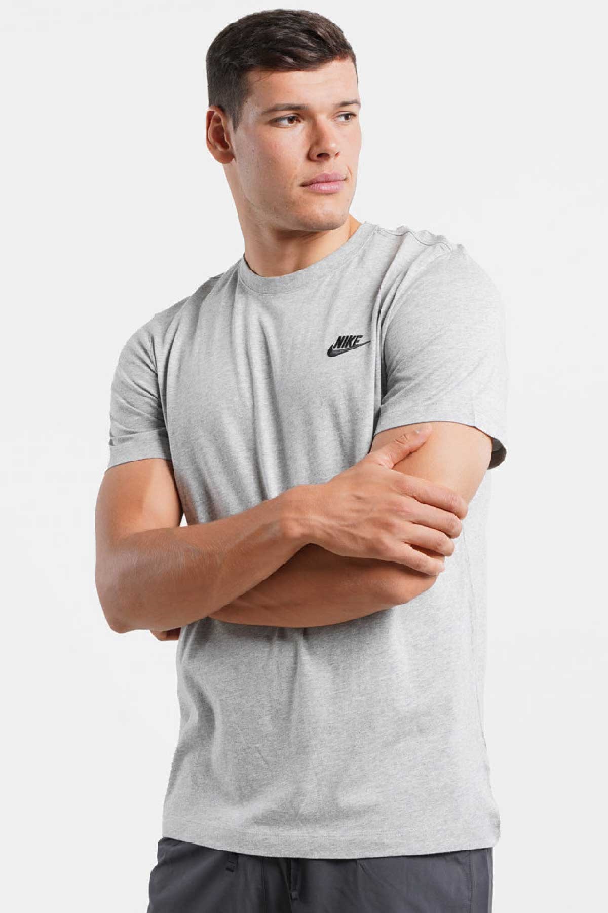 Nike Sportswear Club Erkek Tişört AR4997-064 Gri