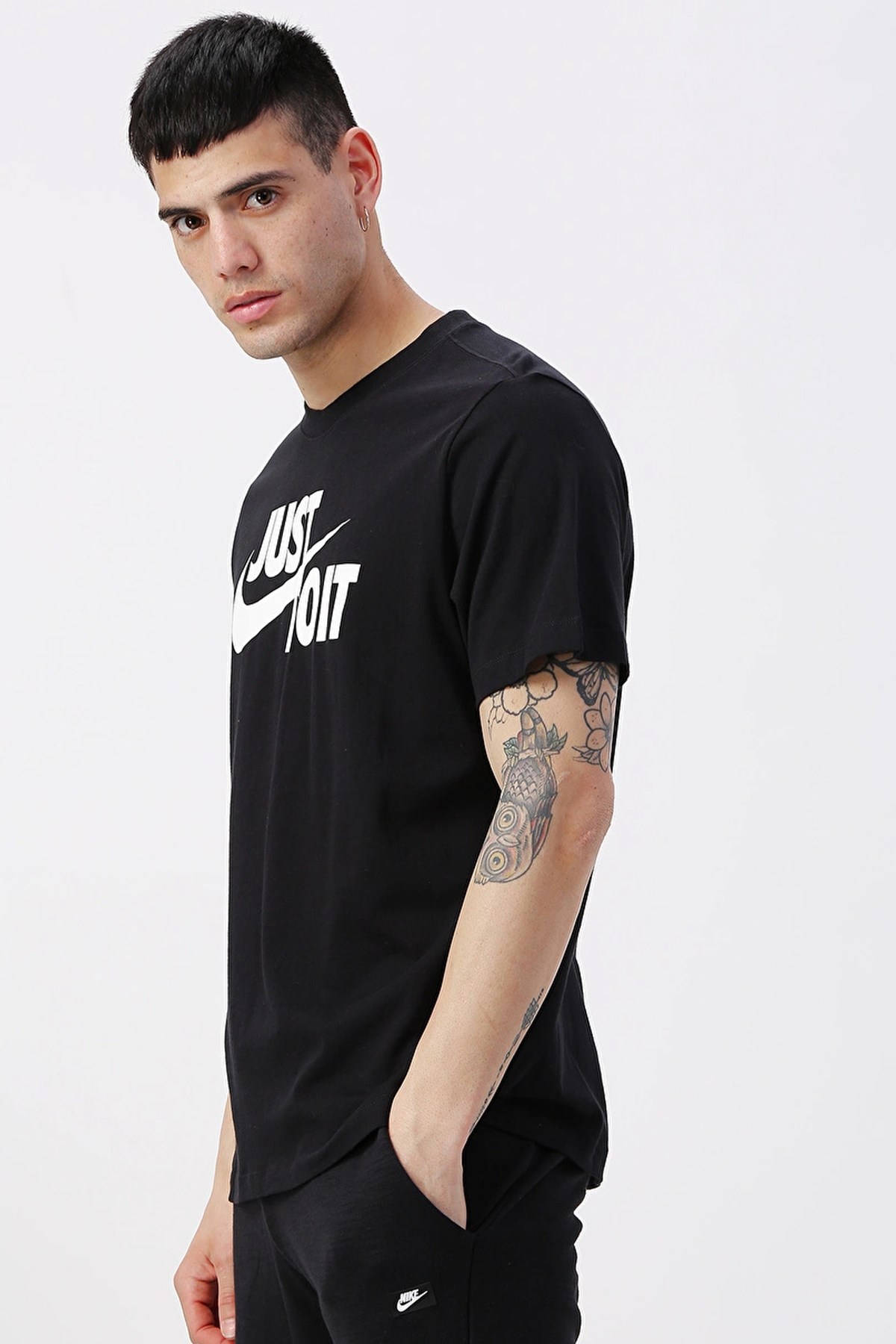 Nike M Nsw Tee Just Do İt Swoosh Erkek Tişört AR5006-011 Siyah