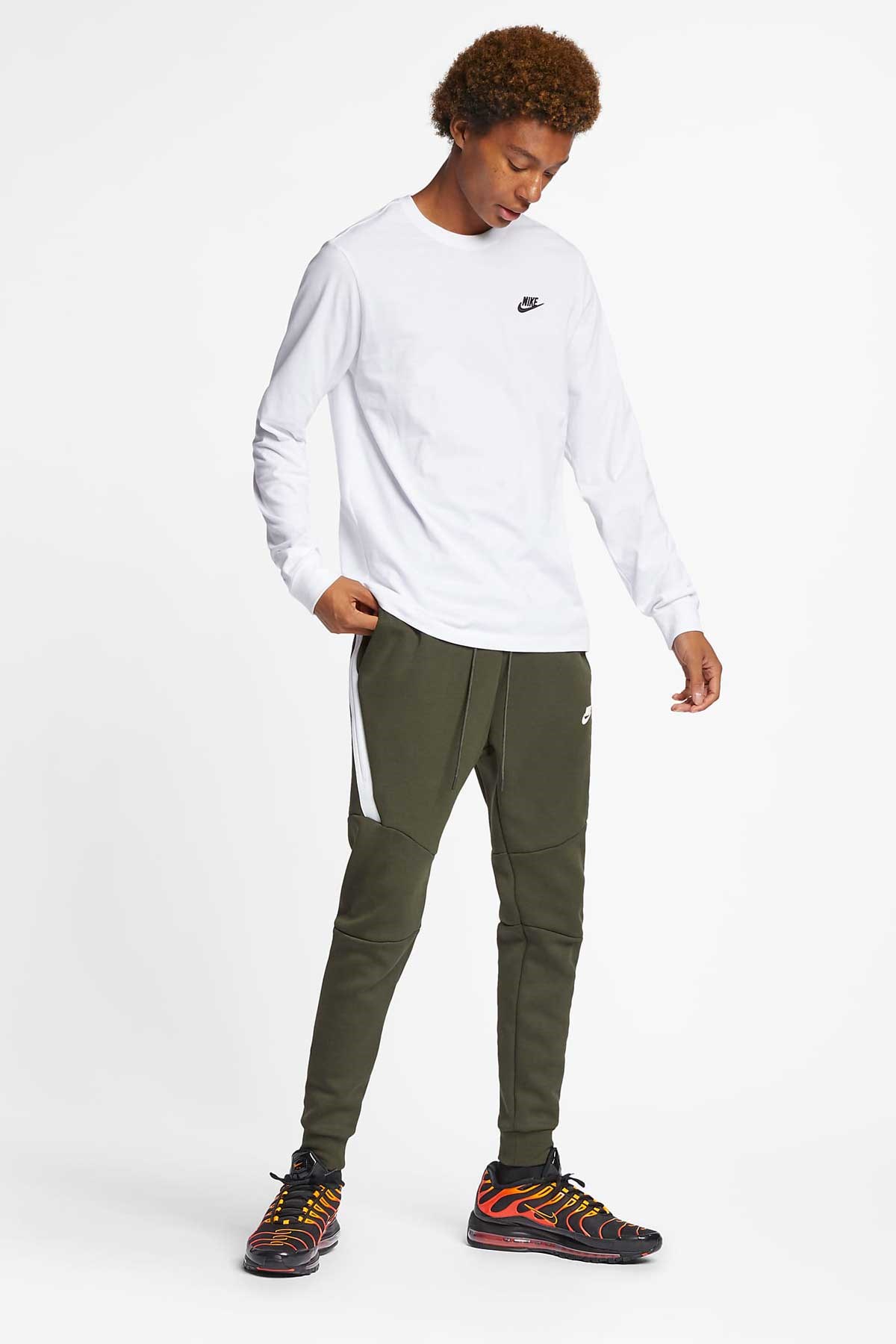 Nike Sportswear Erkek Sweatshirt AR5193-100 Beyaz